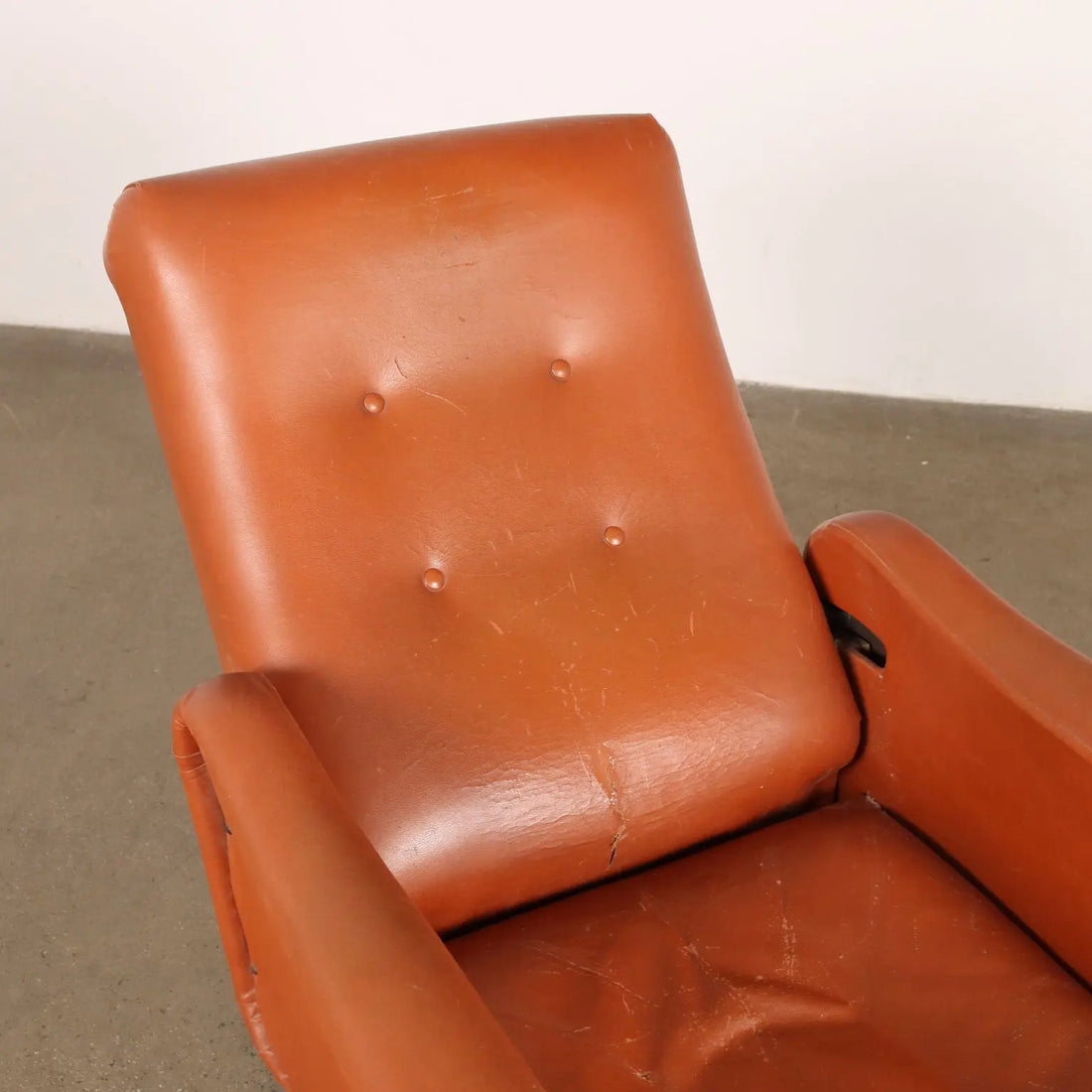 Vintage Armchair from the 1970s Foam Upholstery Leatherette Metal | Modernism | Armchairs