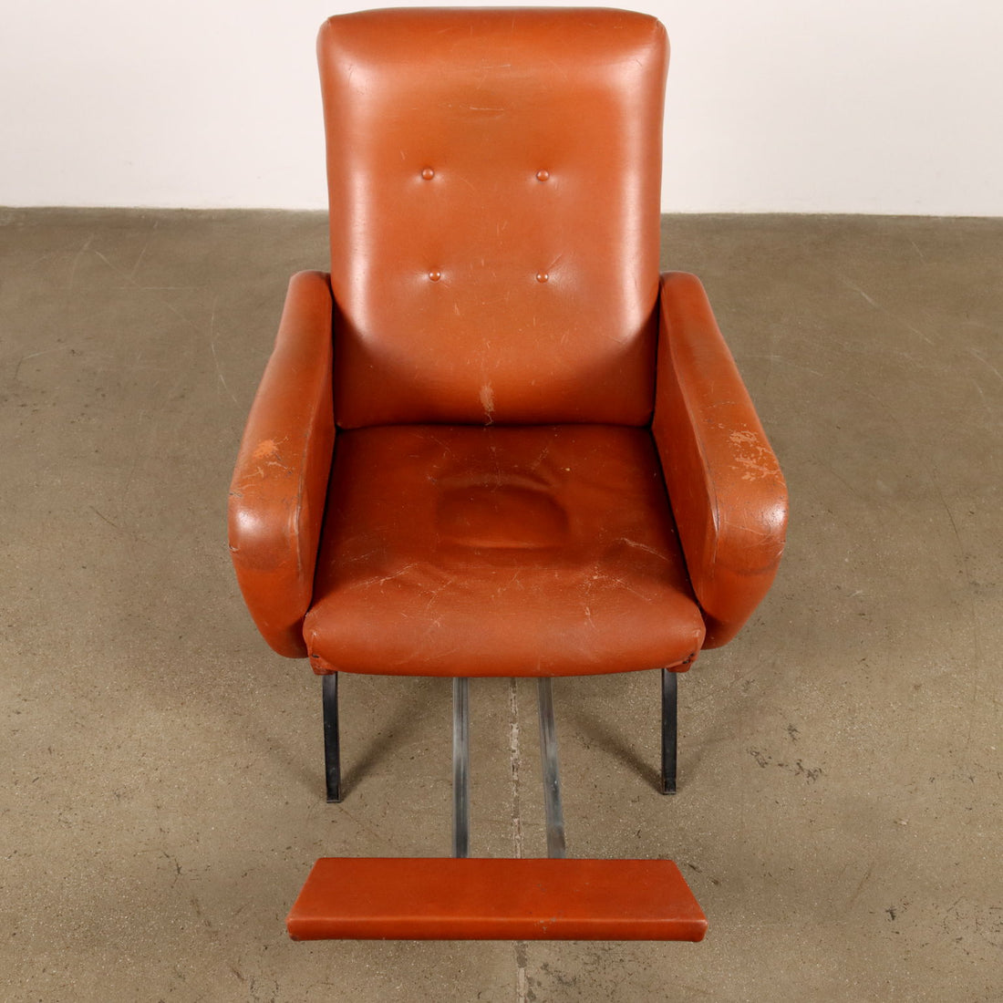  | Modernism  Armchairs