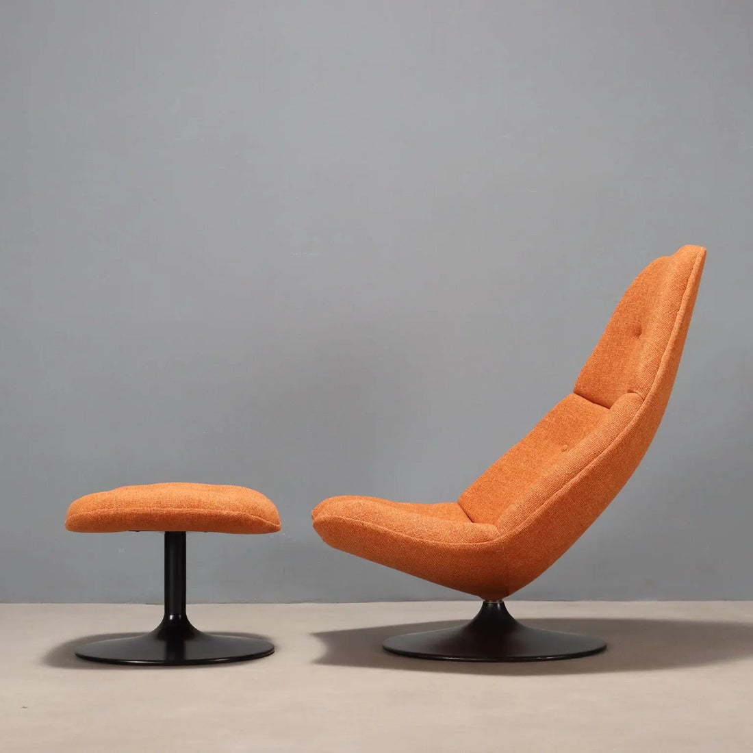 Artifort F588 Armchair Vintage Design G. Harcourt with Footrest 1960s - Artifort, 1960s | Modernism | Armchairs