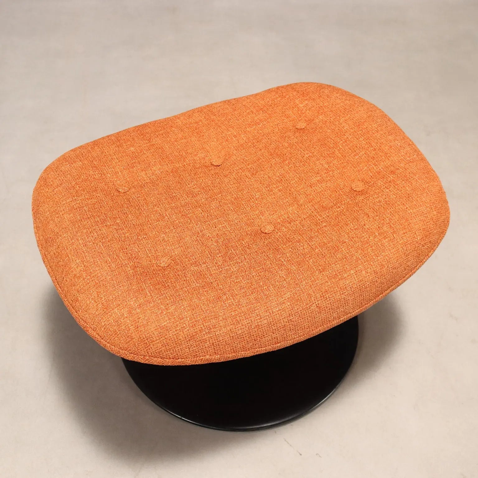 Artifort F588 Armchair Vintage Design G. Harcourt with Footrest 1960s - Artifort, 1960s | Modernism | Armchairs