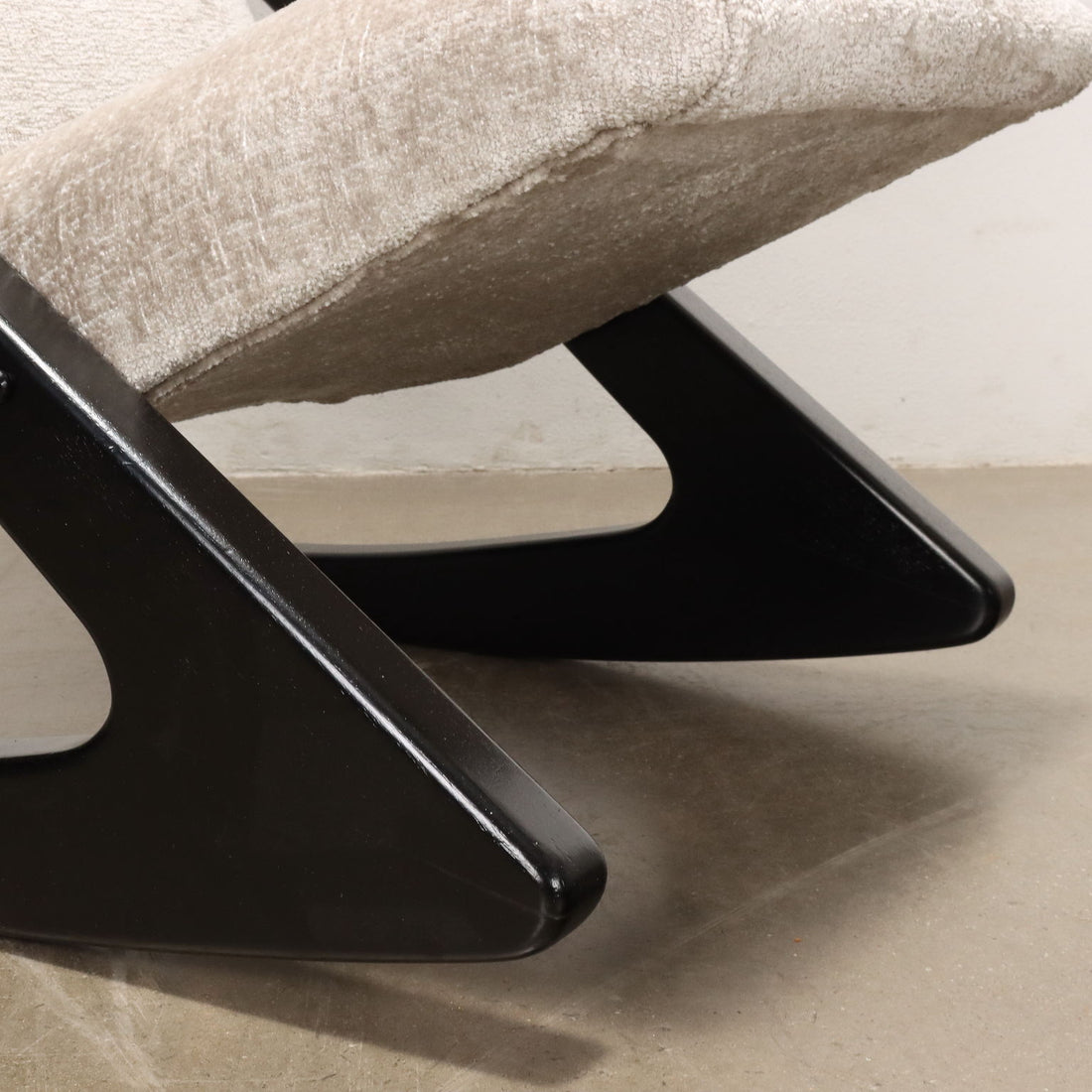  | Modernism  Armchairs