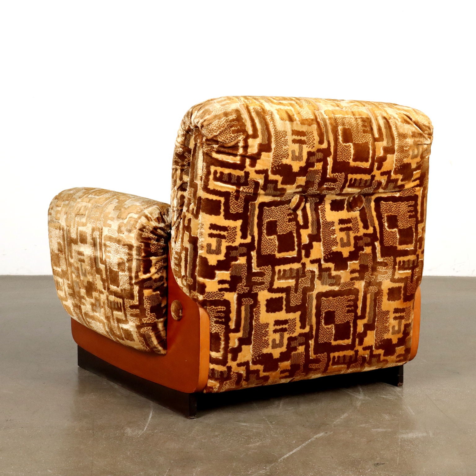  | Modernism  Armchairs