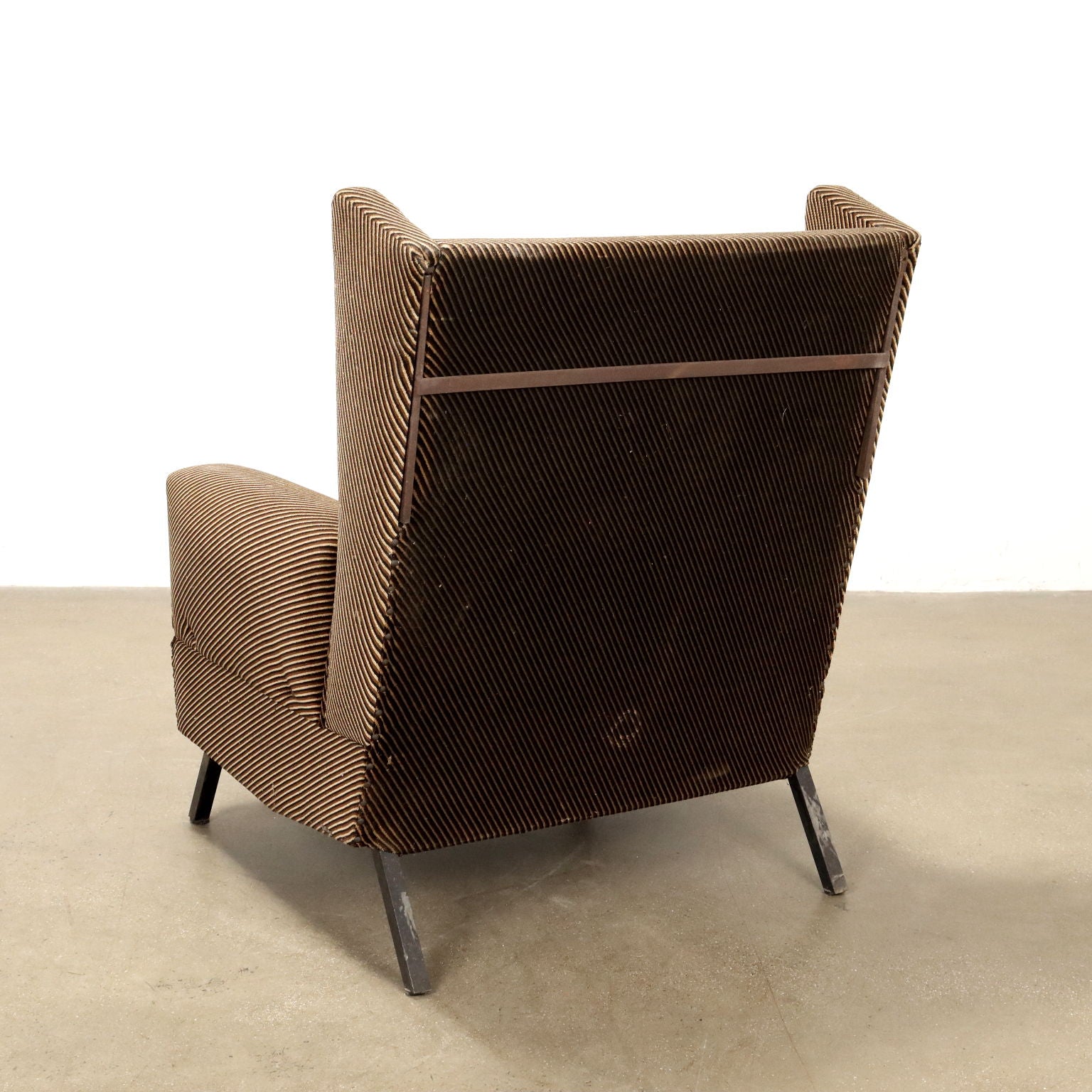 Vintage Armchairs Velvet Foam Italy 1960s-1970s | Modernism  Armchairs