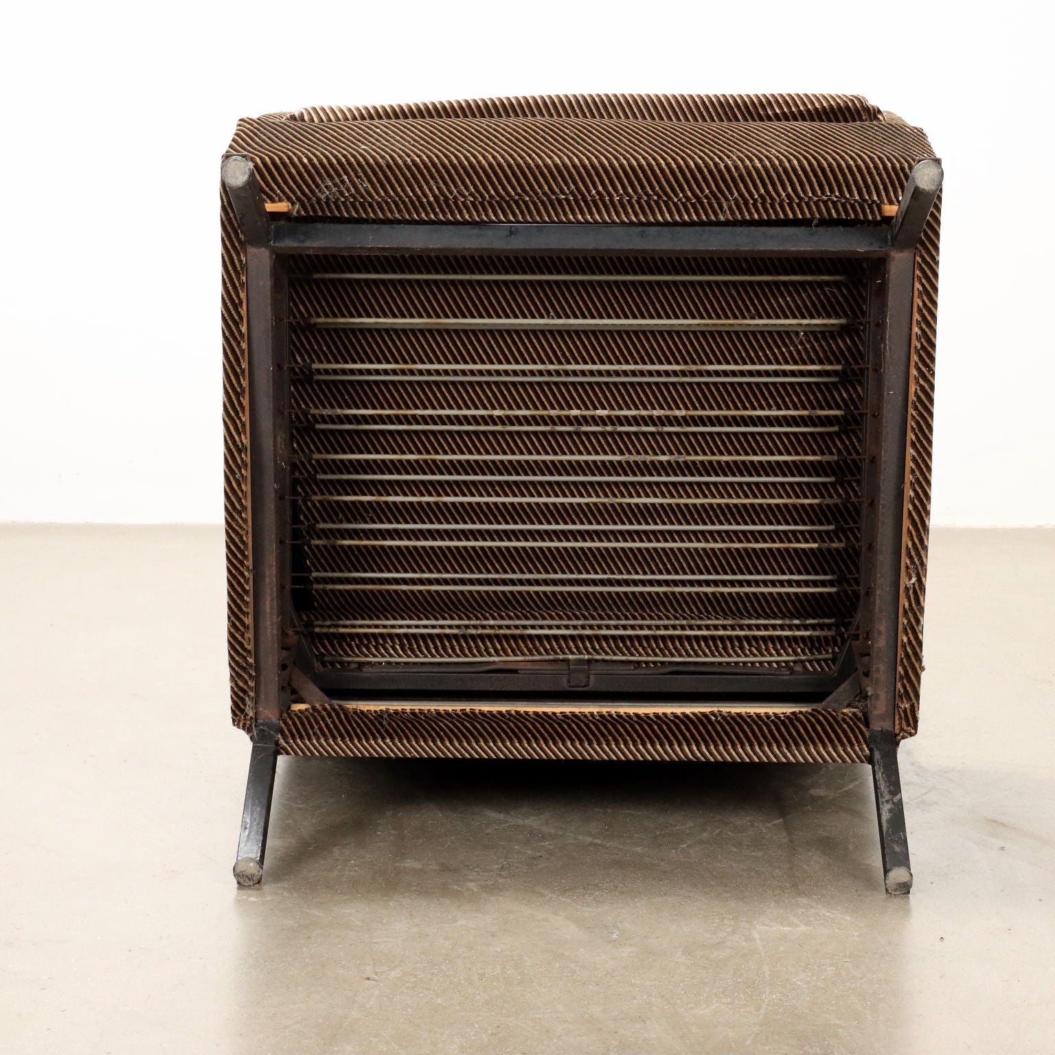 Vintage Armchairs Velvet Foam Italy 1960s-1970s | Modernism  Armchairs