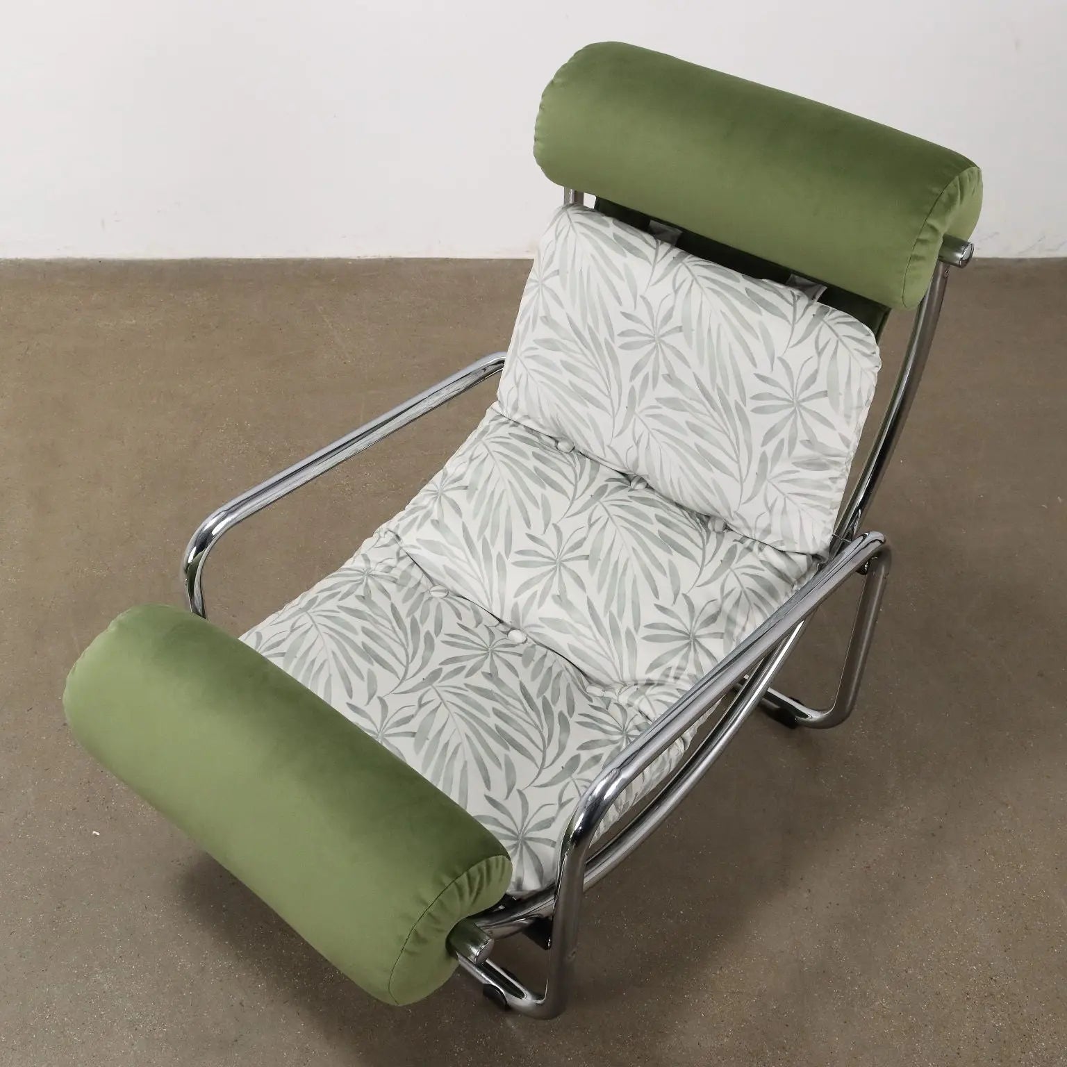 Vintage Armchair Jungle Collection Velvet Italy 1960s | Modernism | Armchairs