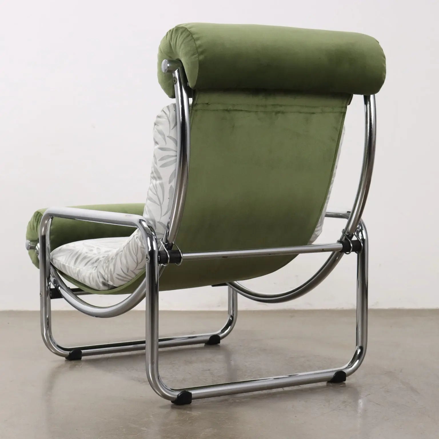 Vintage Armchair Jungle Collection Velvet Italy 1960s | Modernism | Armchairs