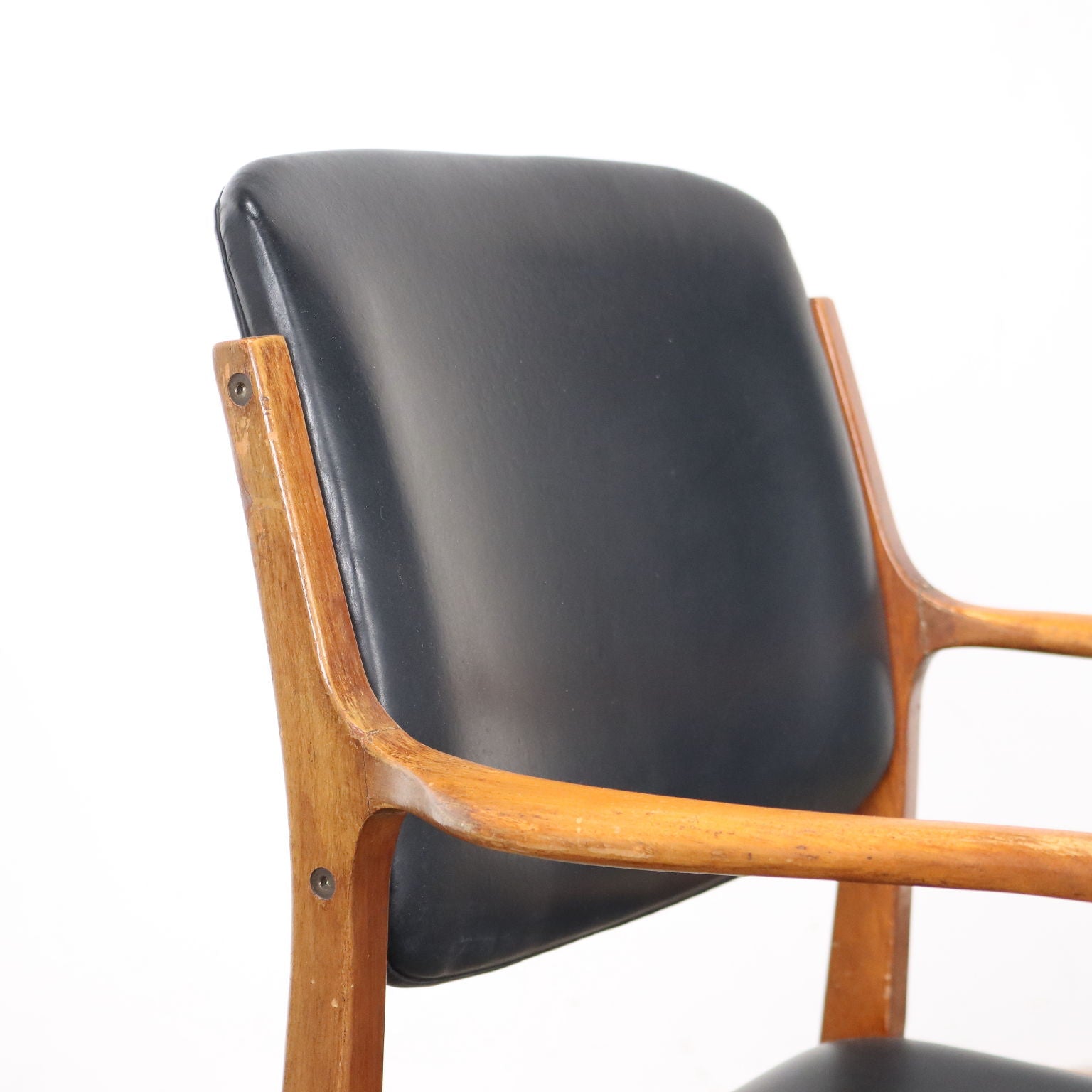  | Modernism  Armchairs