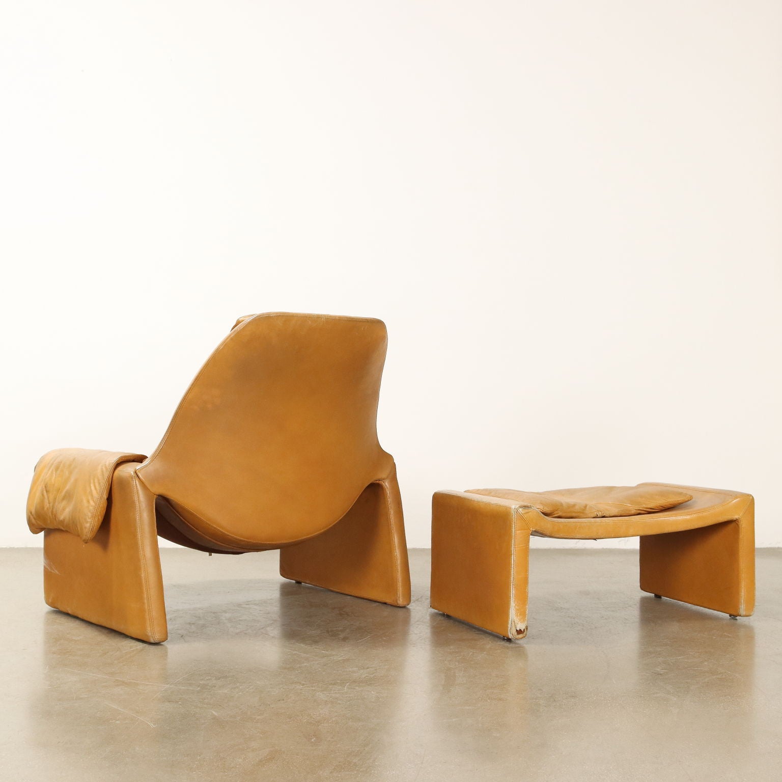  | Modernism  Armchairs