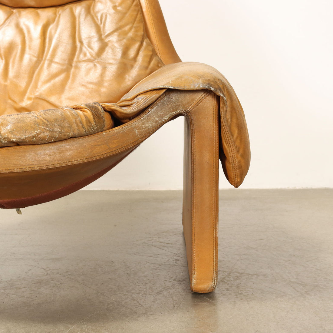  | Modernism  Armchairs