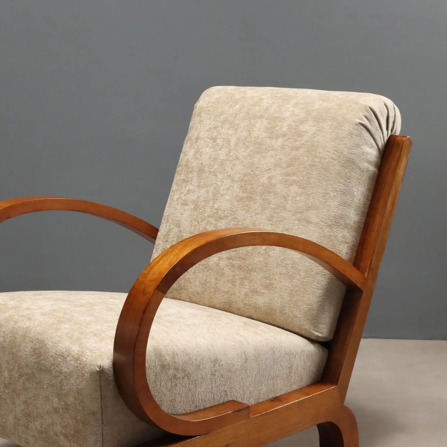 Vintage Déco Armchairs Curved Wood Velvet Design 1920s-1930