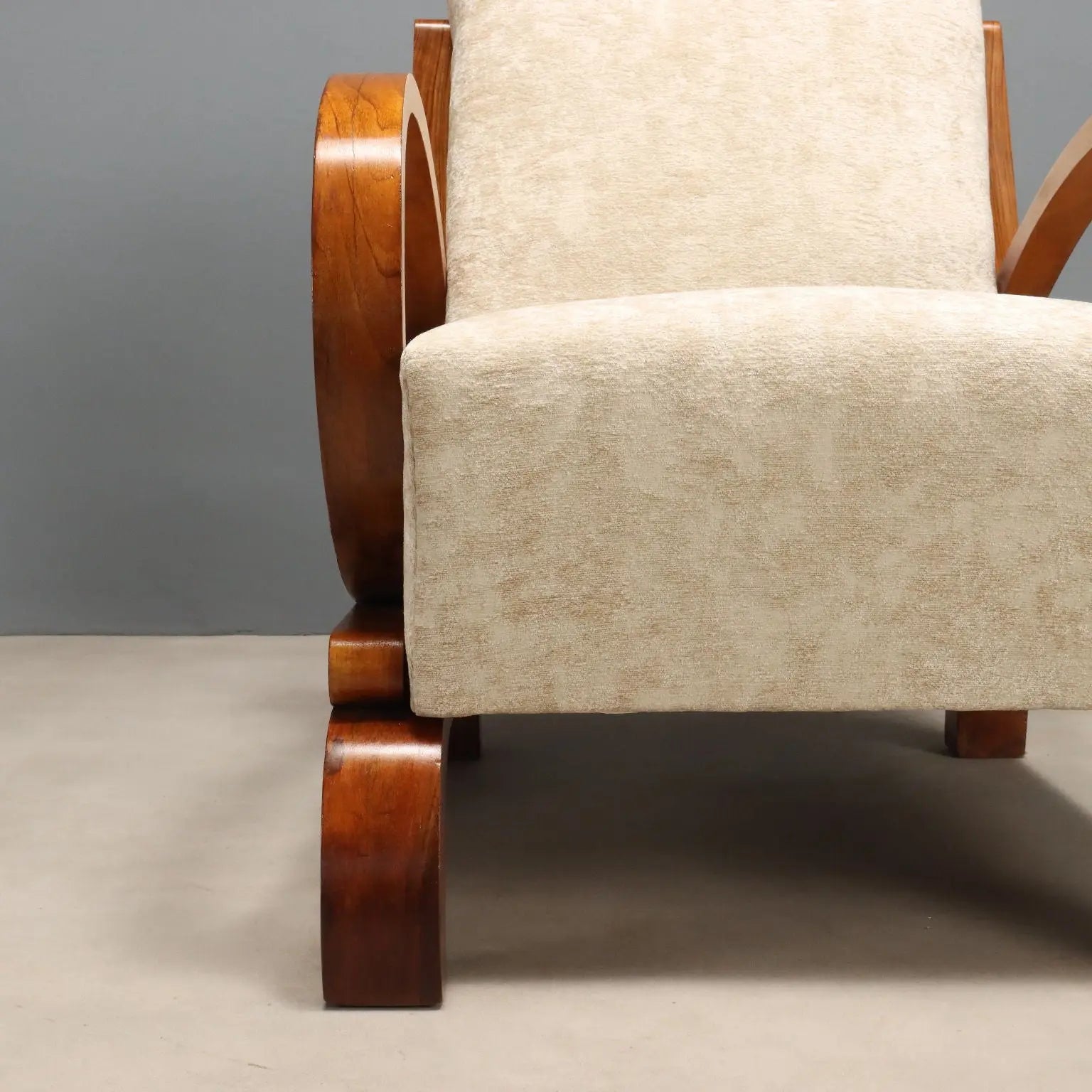 Vintage Déco Armchairs Curved Wood Velvet Design 1920s-1930