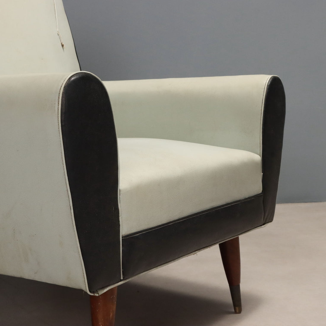 Pair of 1960s Armchairs | Modernism | Armchairs