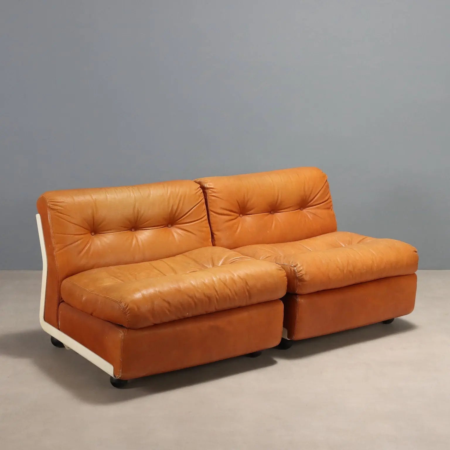Two 'Amanta' Armchairs by Mario Bellini - B&B Italia