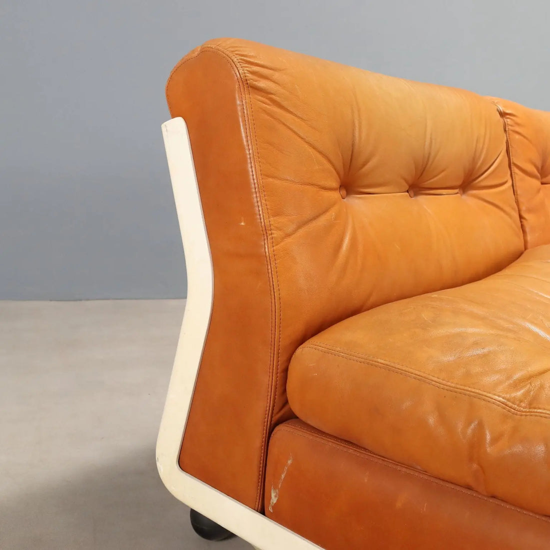 Two 'Amanta' Armchairs by Mario Bellini - B&B Italia
