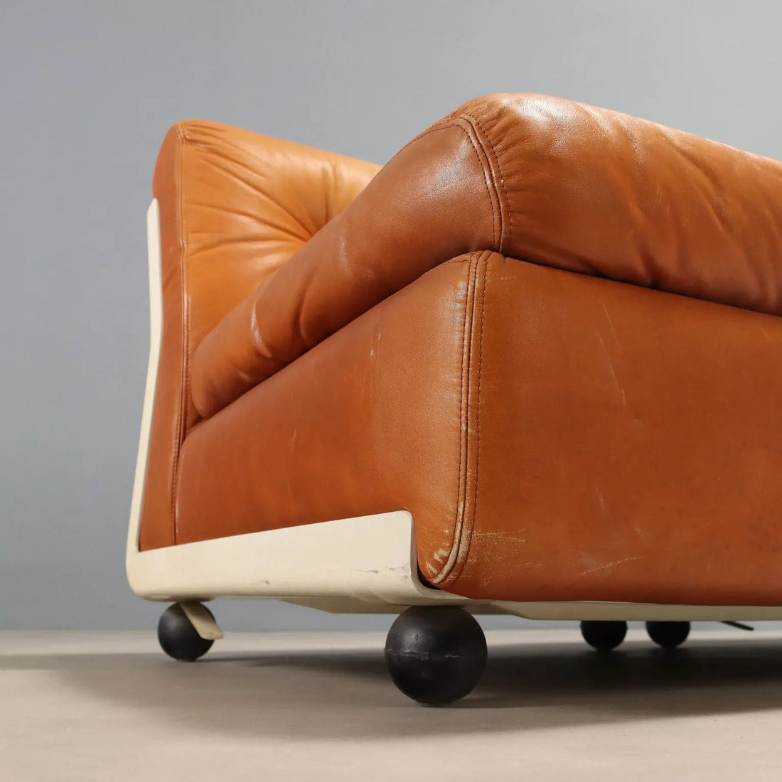 Two 'Amanta' Armchairs by Mario Bellini - B&B Italia