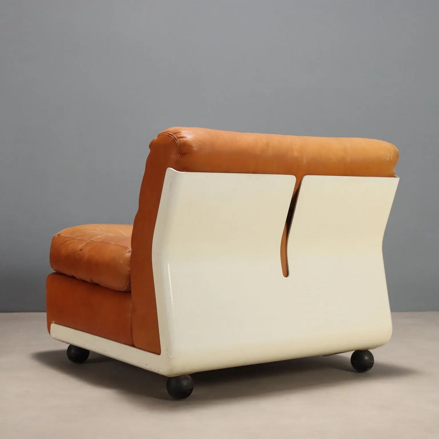 Two 'Amanta' Armchairs by Mario Bellini - B&B Italia