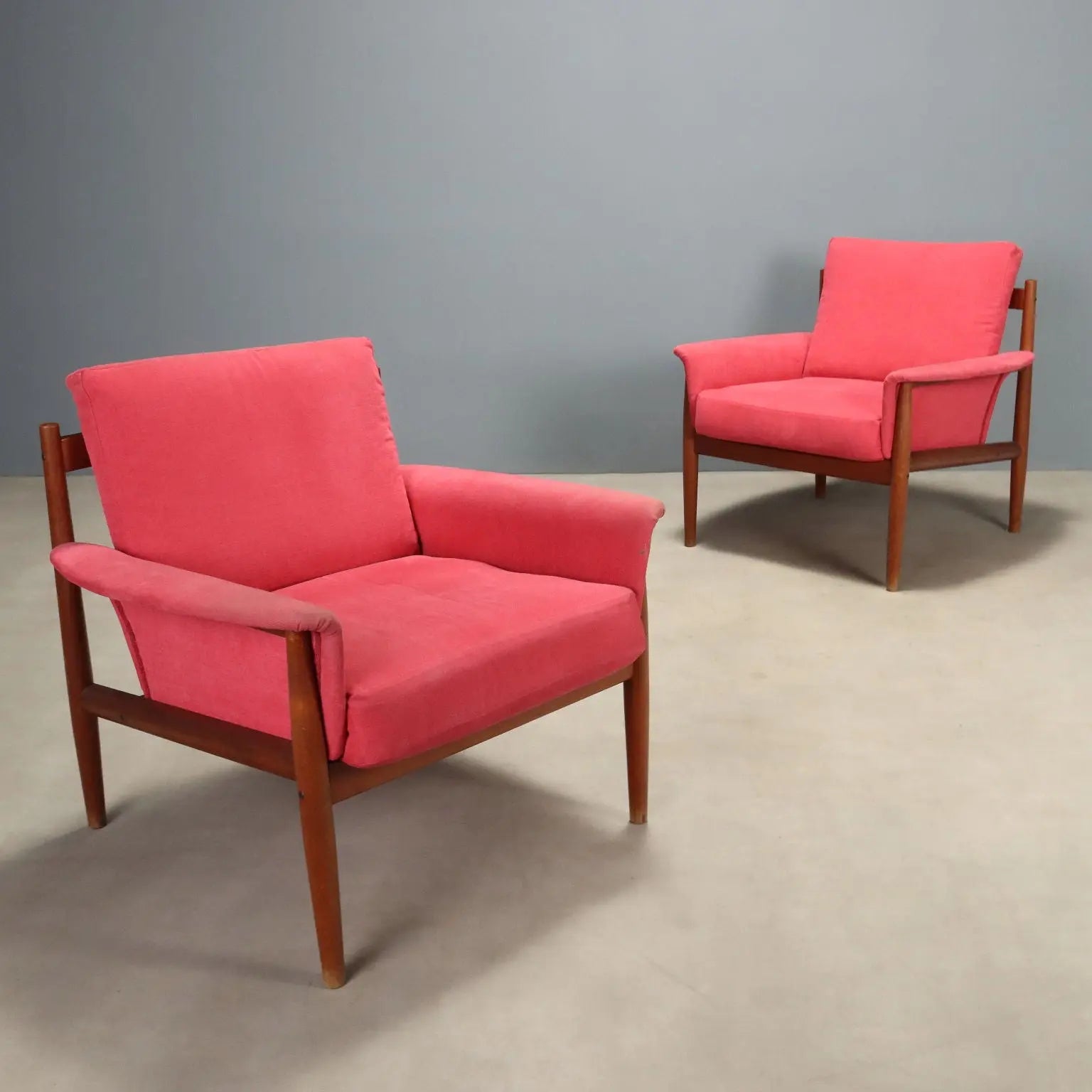 France & Son 118 Armchairs Design Grete Jalk Denmark 1960s