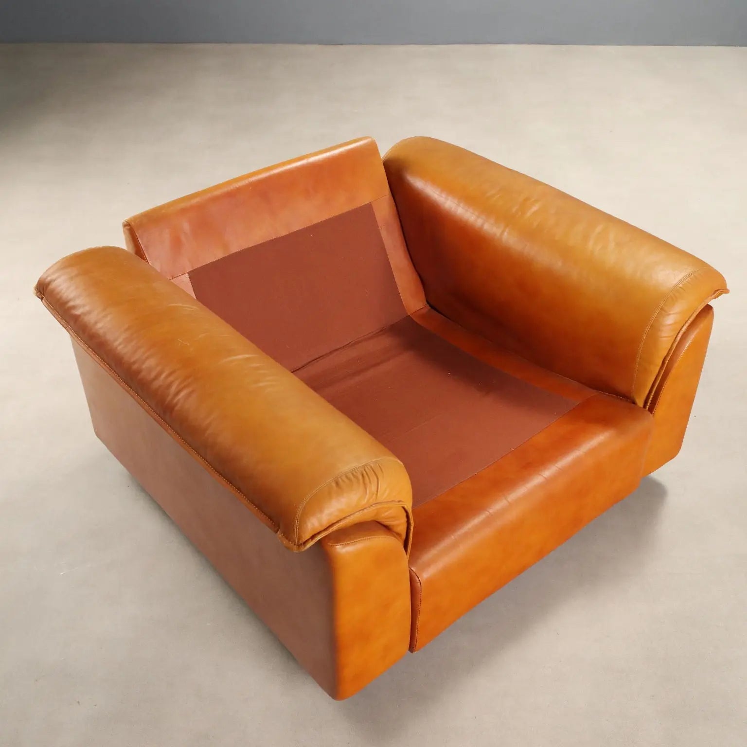 Vintage Armchairs Leather Foam Design Italy 1970s-1980s