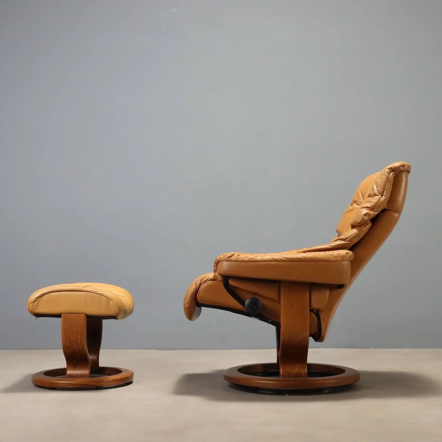 1980s Ekornes Armchair with Cognac Leather Footstool