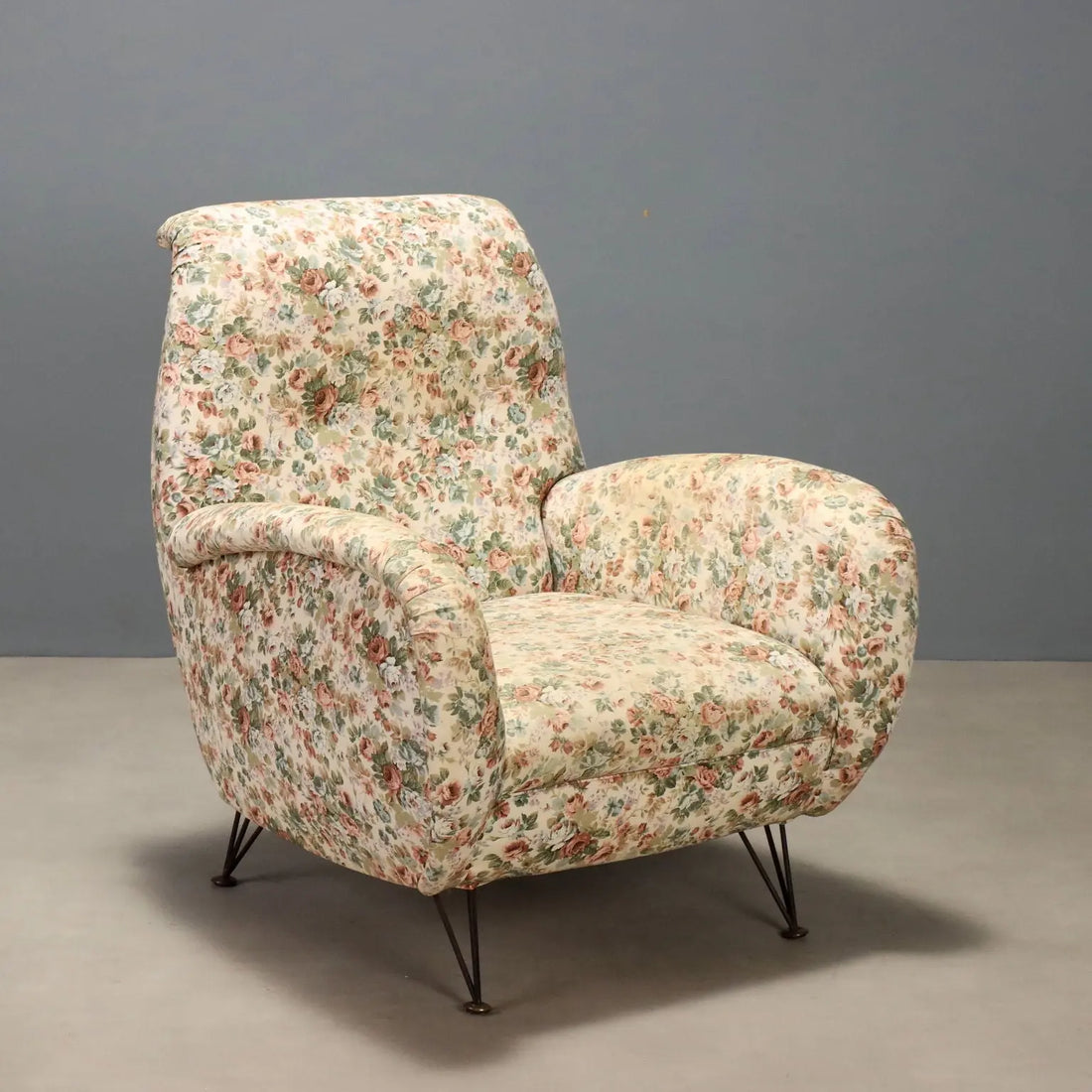 Vintage 1960s Armchair in Floral Fabric