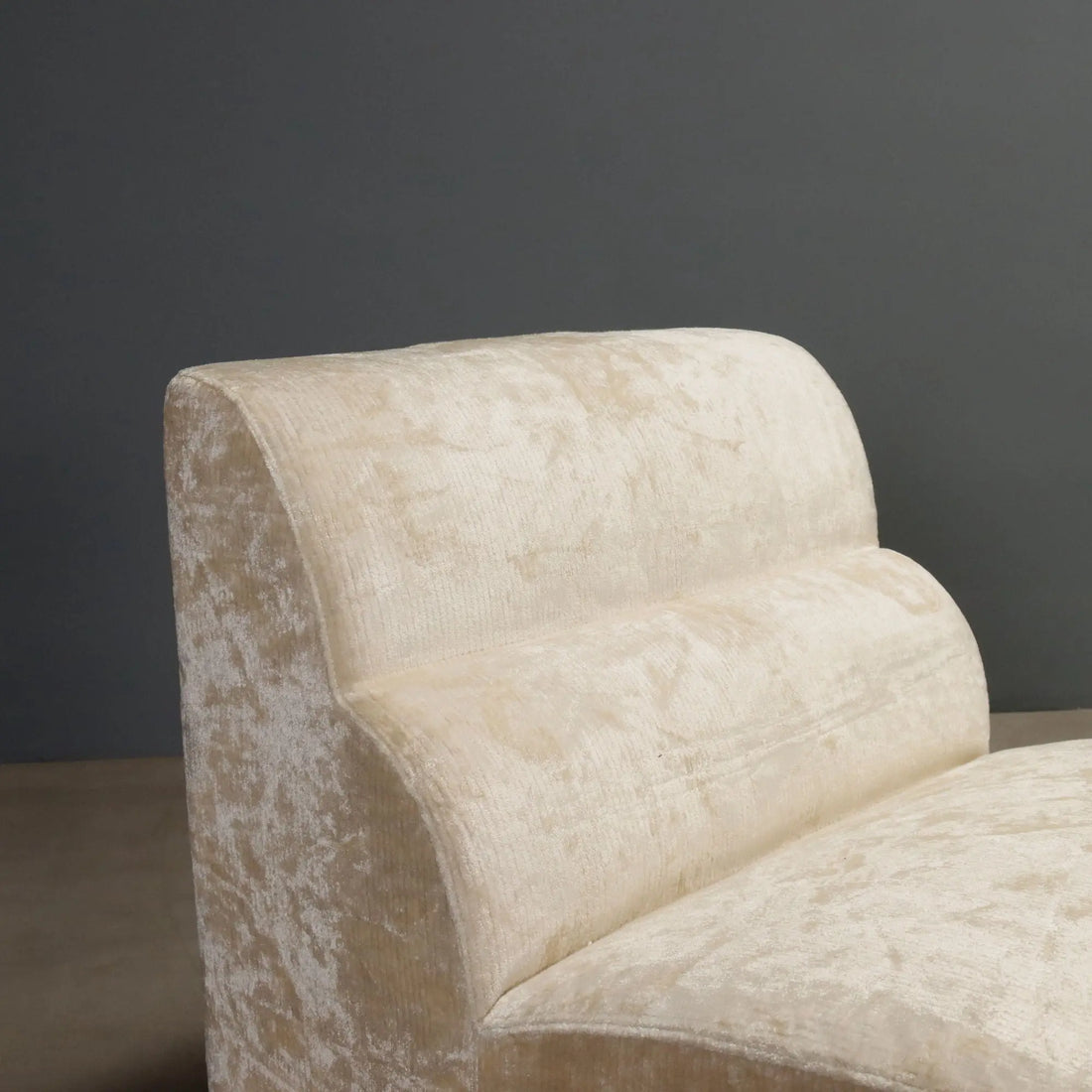 Simon Gavina Antelami Armchairs Design Kazuhide Takahama 1970s