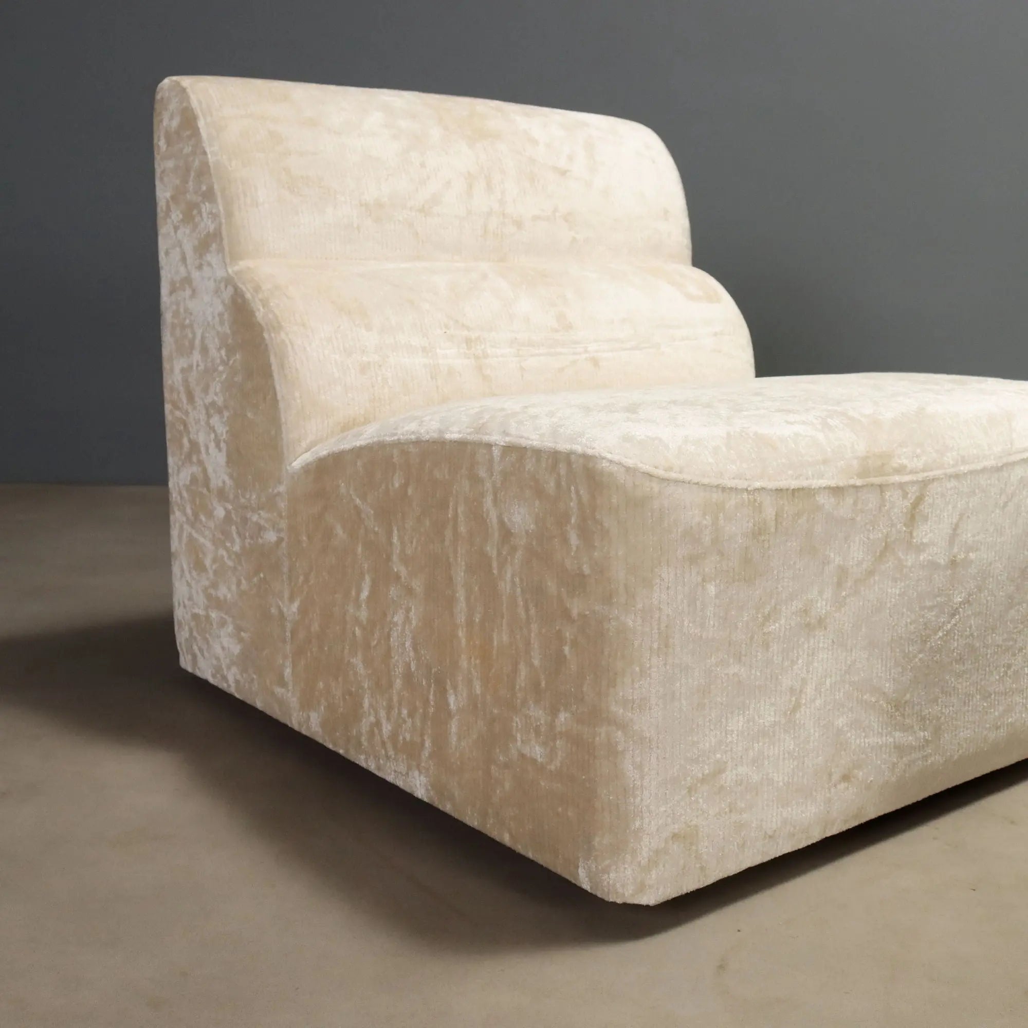 Simon Gavina Antelami Armchairs Design Kazuhide Takahama 1970s