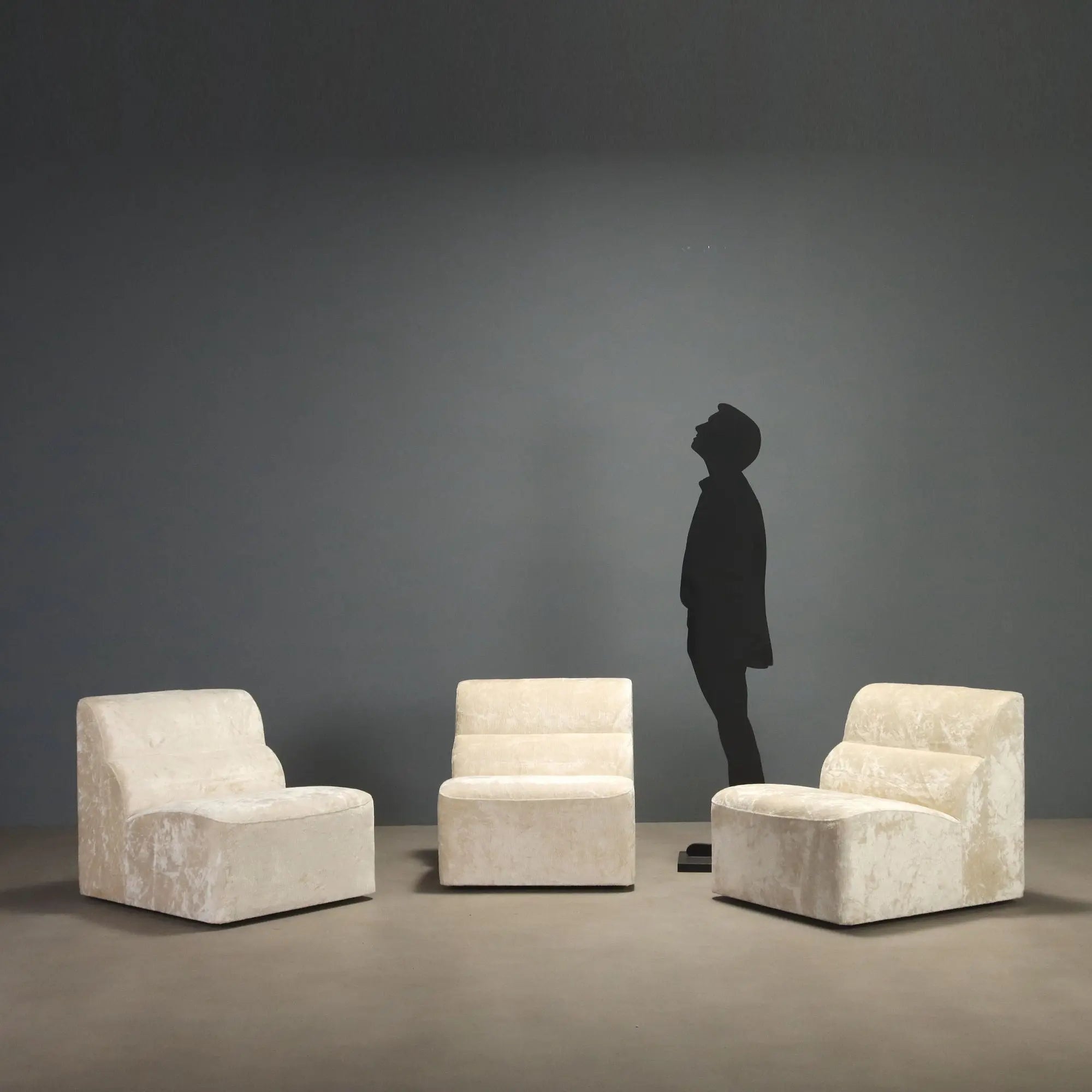 Simon Gavina Antelami Armchais Design Kazuhide Takahama 1970s