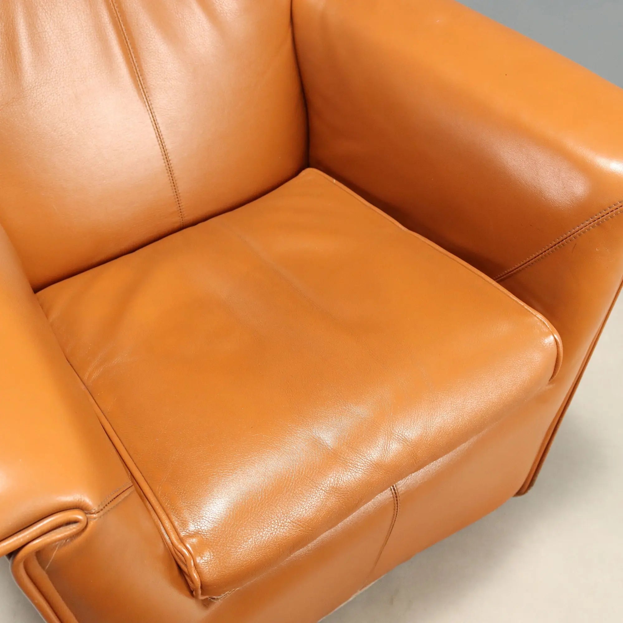 B&B Laurianetta Armchairs Vintage Design Afra & Tobia Scarpa 1980s