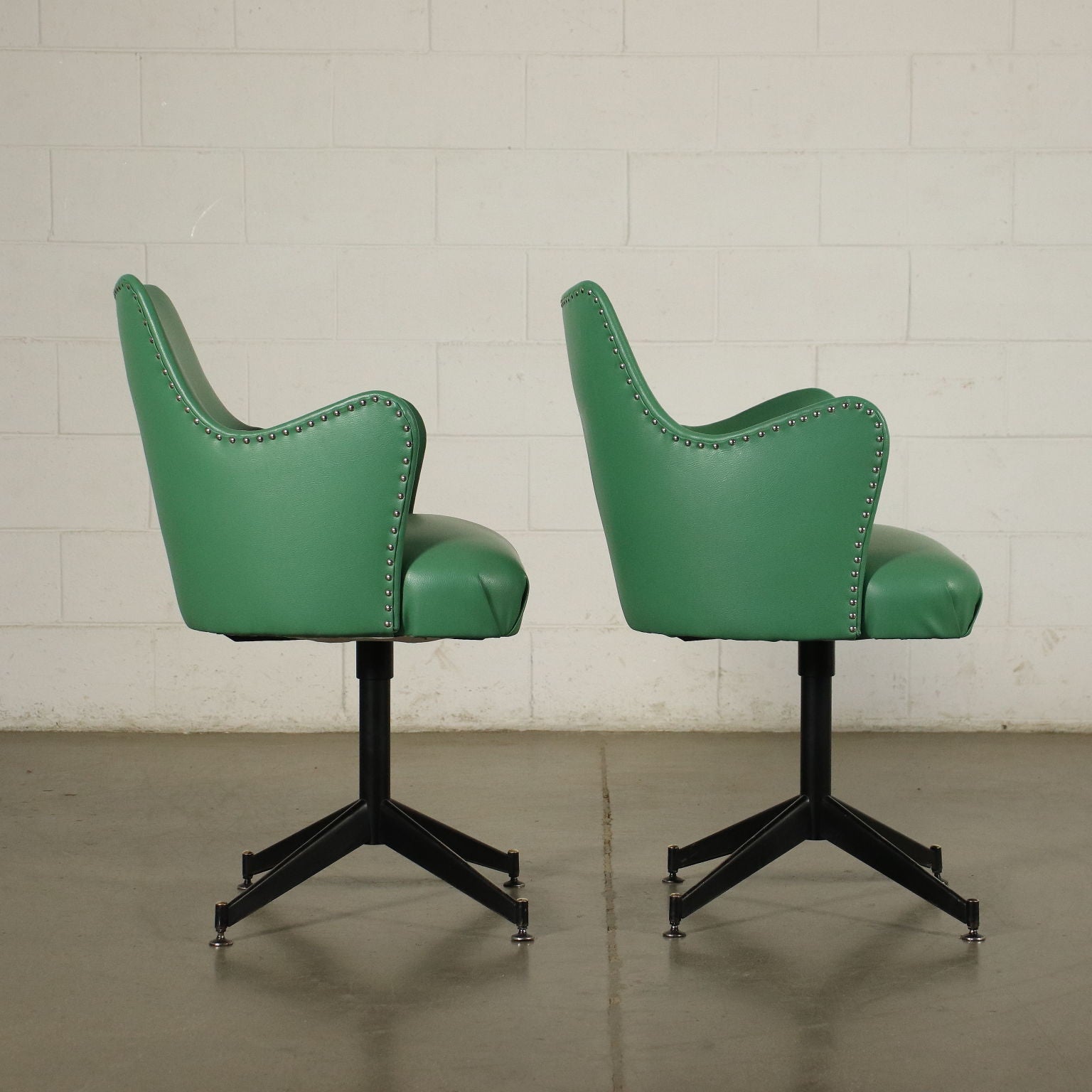  | Modernism  Chairs