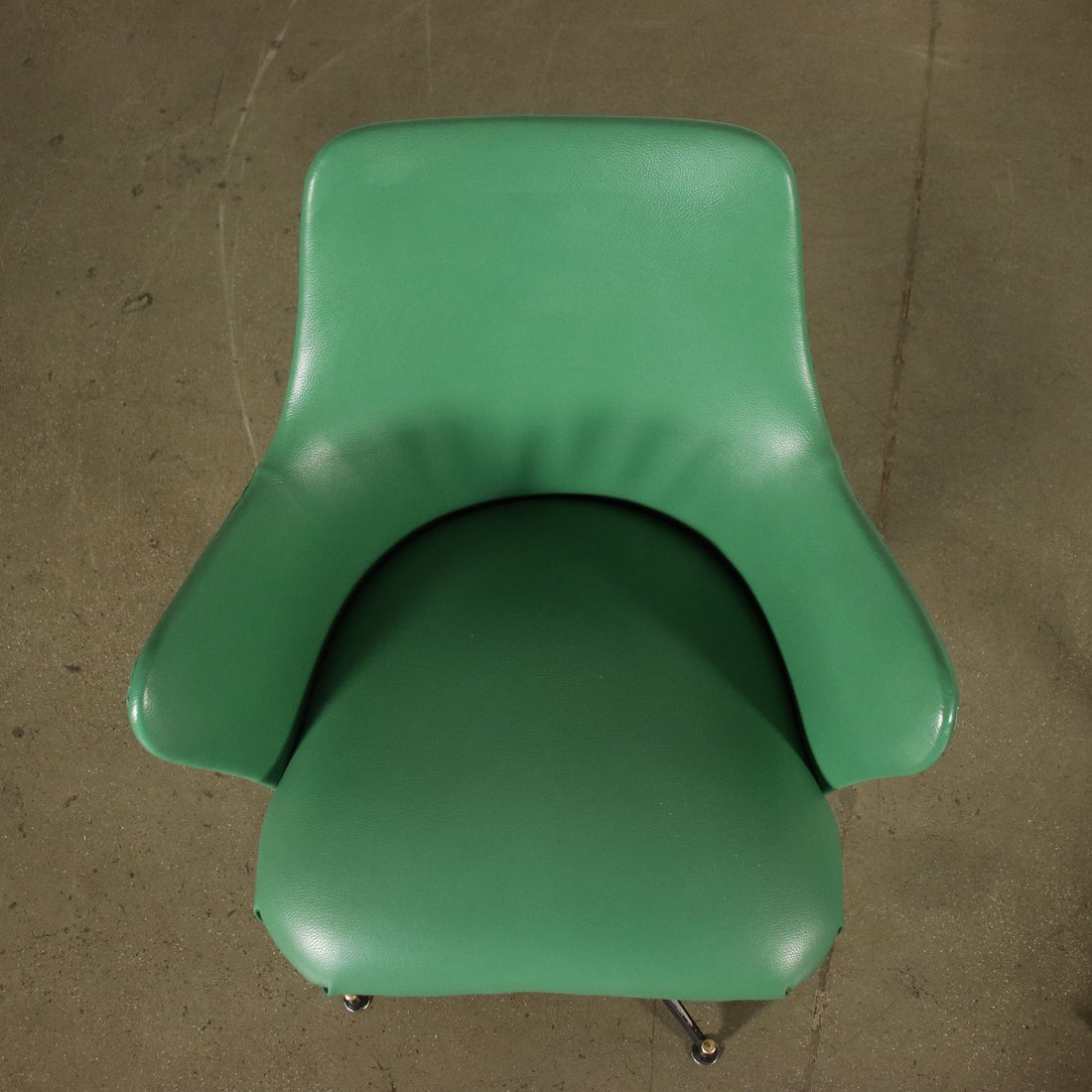  | Modernism  Chairs