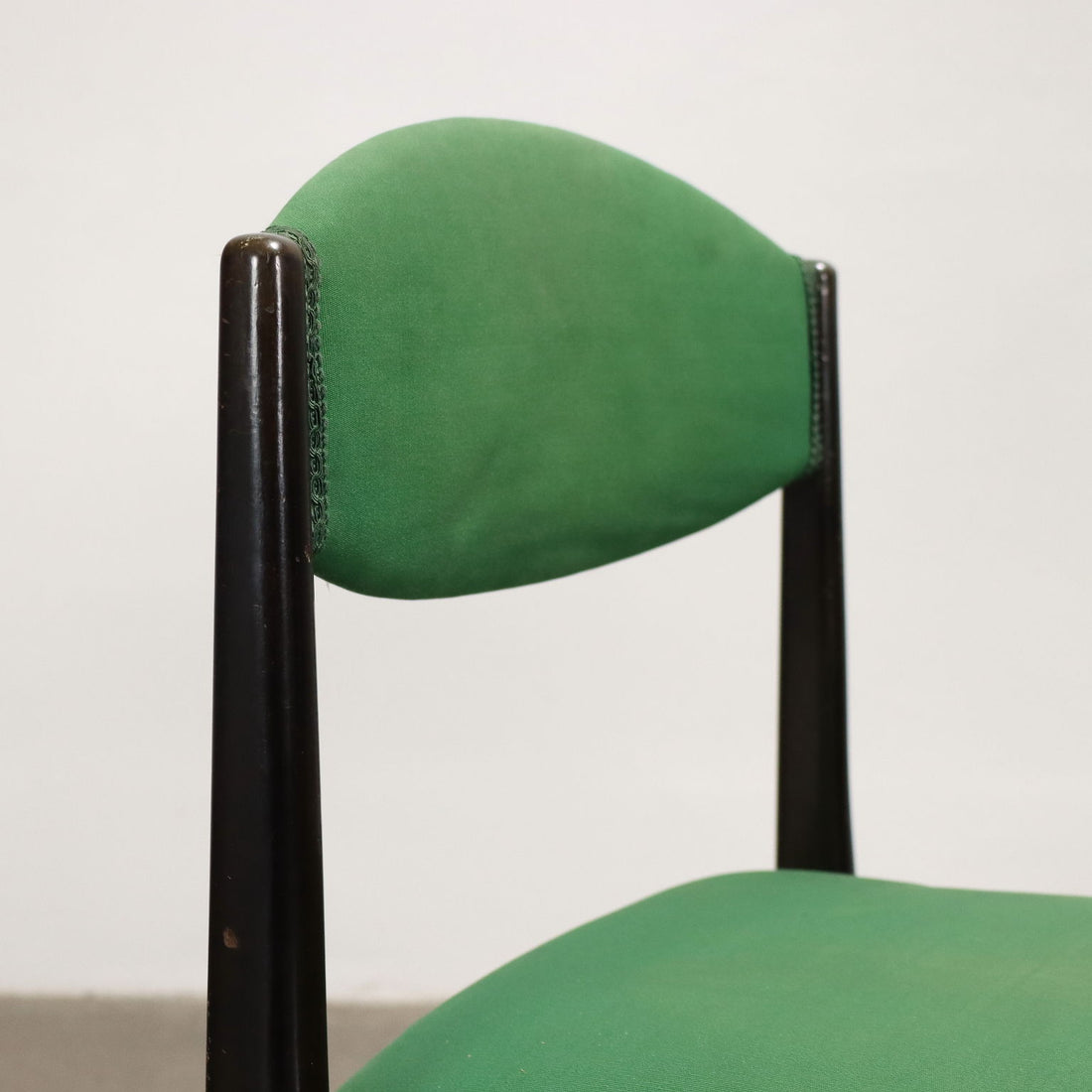  | Modernism  Chairs