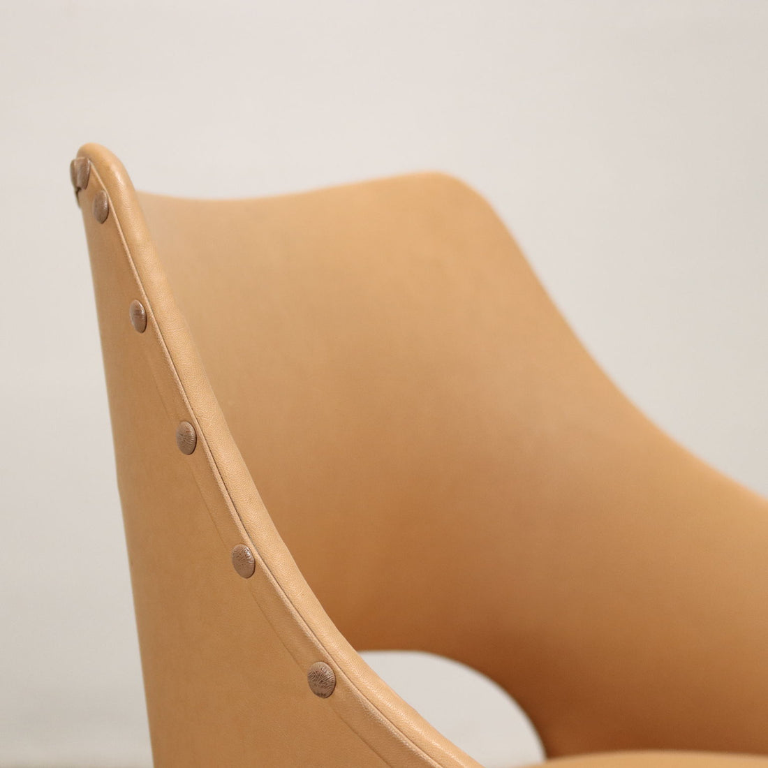  | Modernism  Chairs