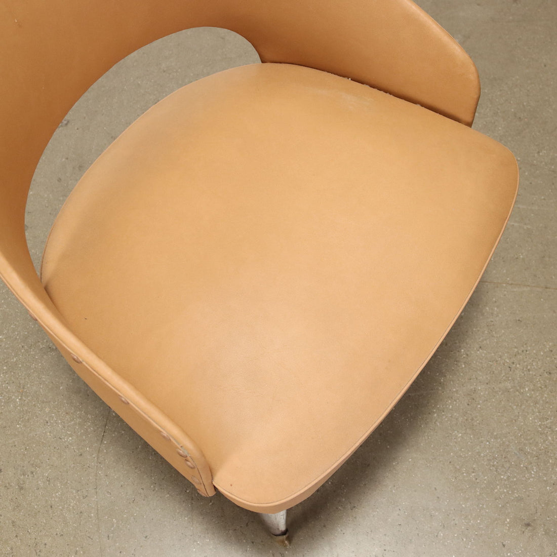 | Modernism  Chairs