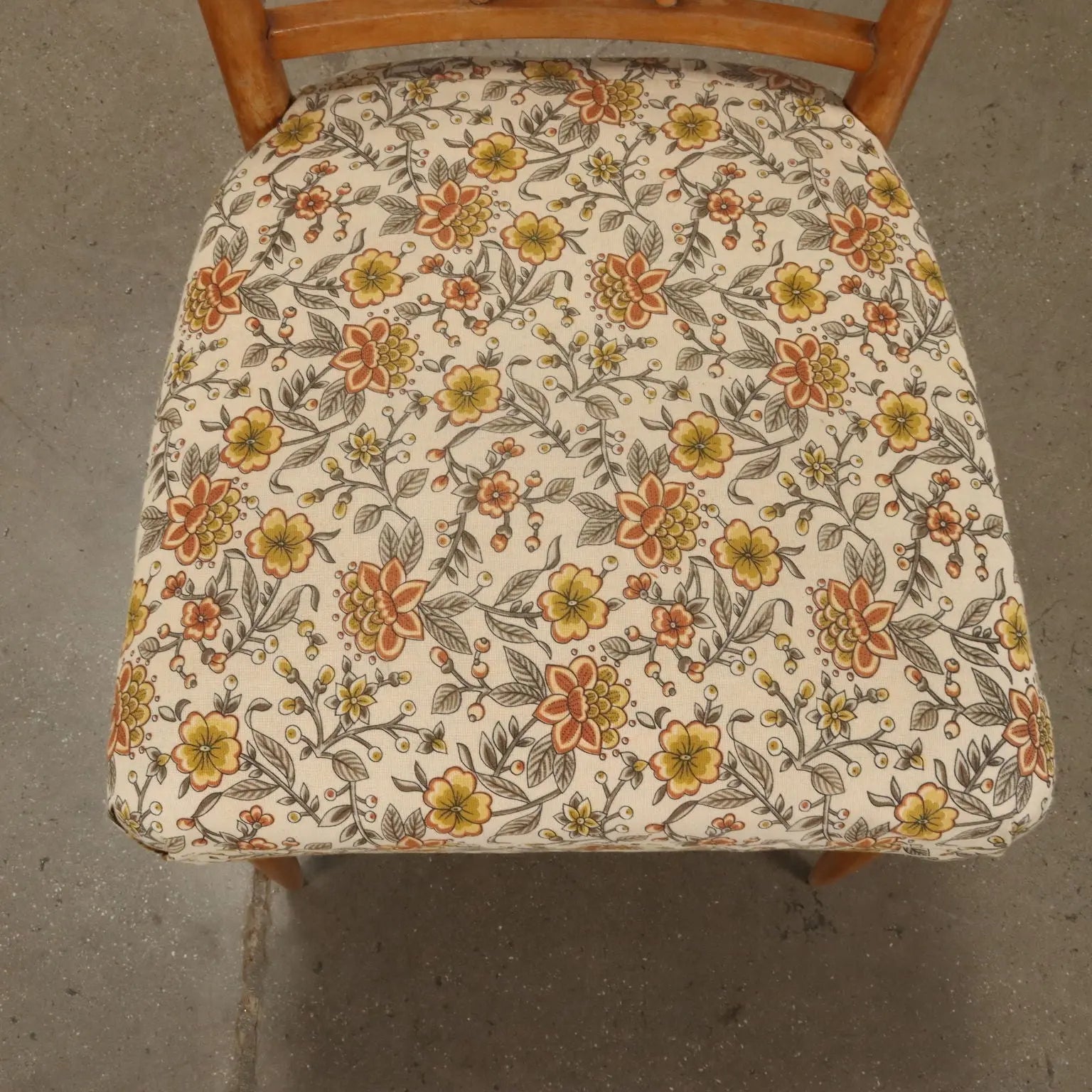 Vintage Chairs from the 50s-60s Beech Spring Padding Cloth | Modernism | Chairs