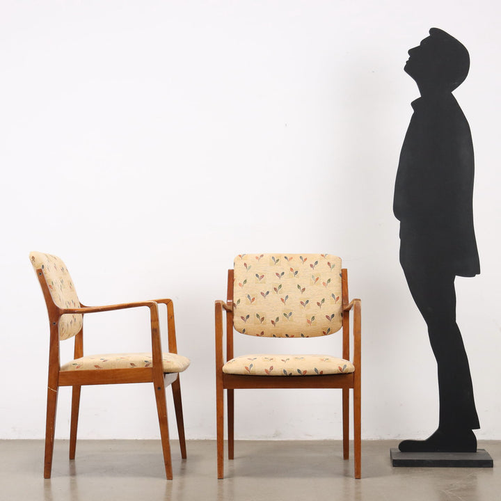  | Modernism  Chairs
