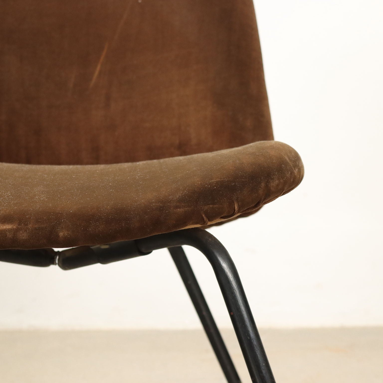  | Modernism  Chairs