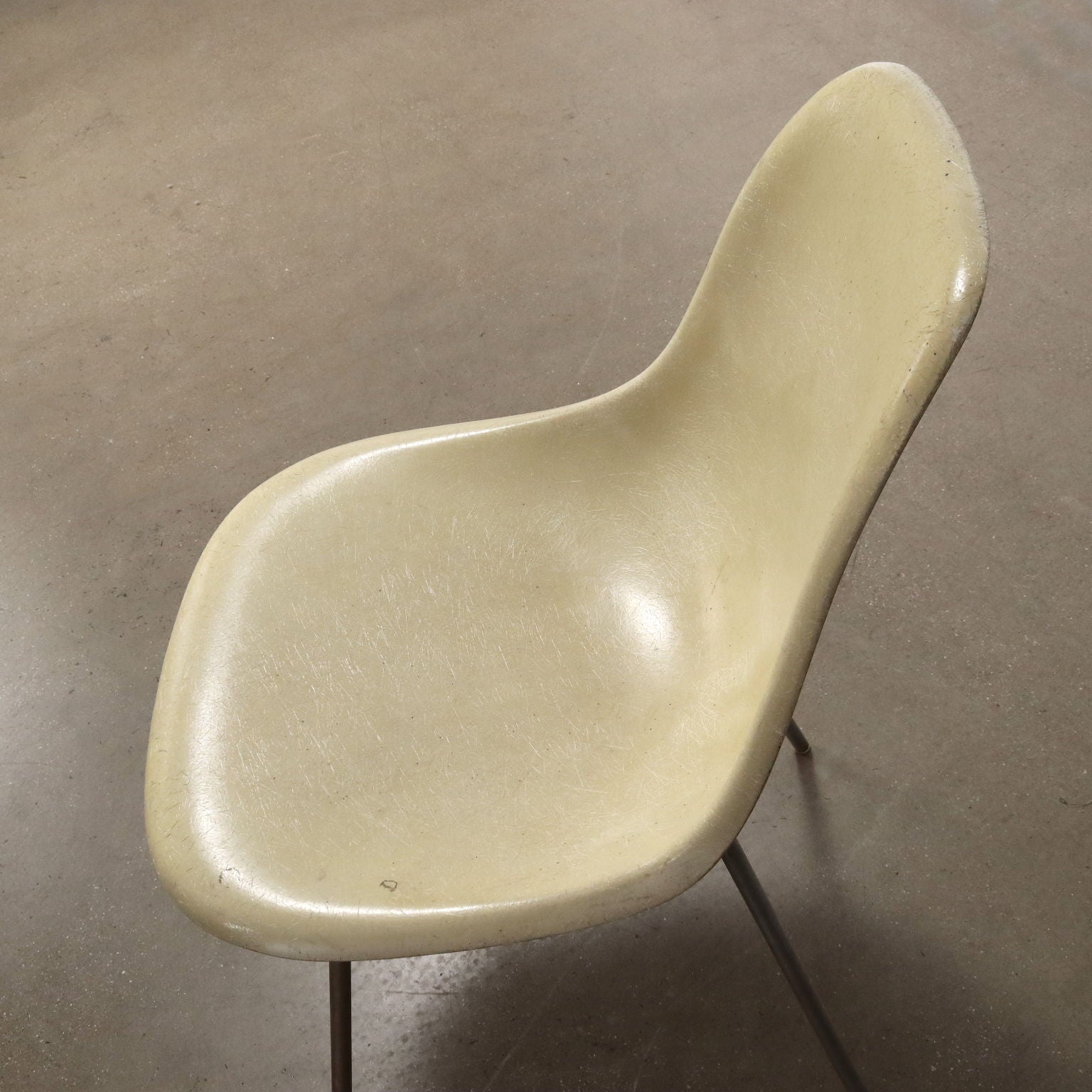  | Modernism  Chairs