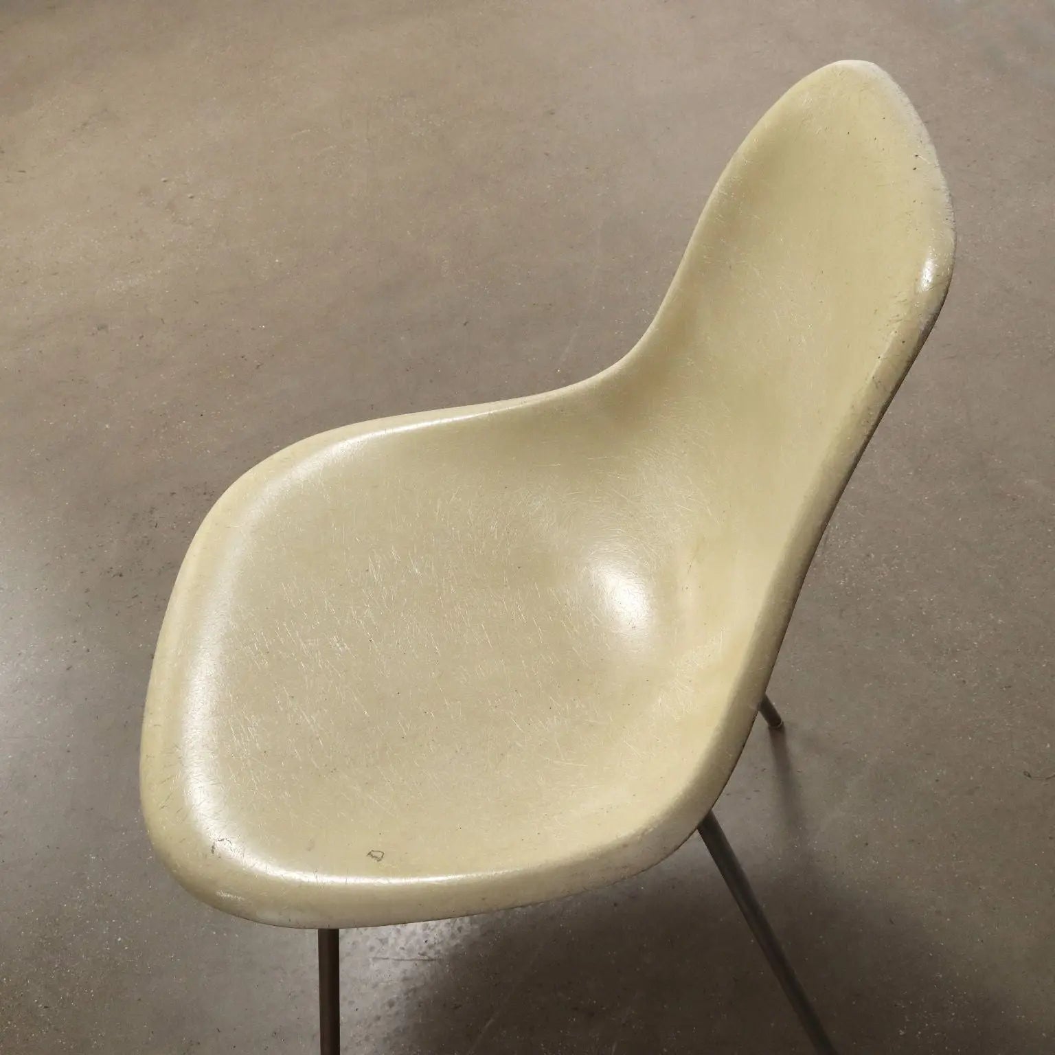 Vitra DSS Chair Vintage Design Charles & Ray Eames 1960s | Modernism | Chairs