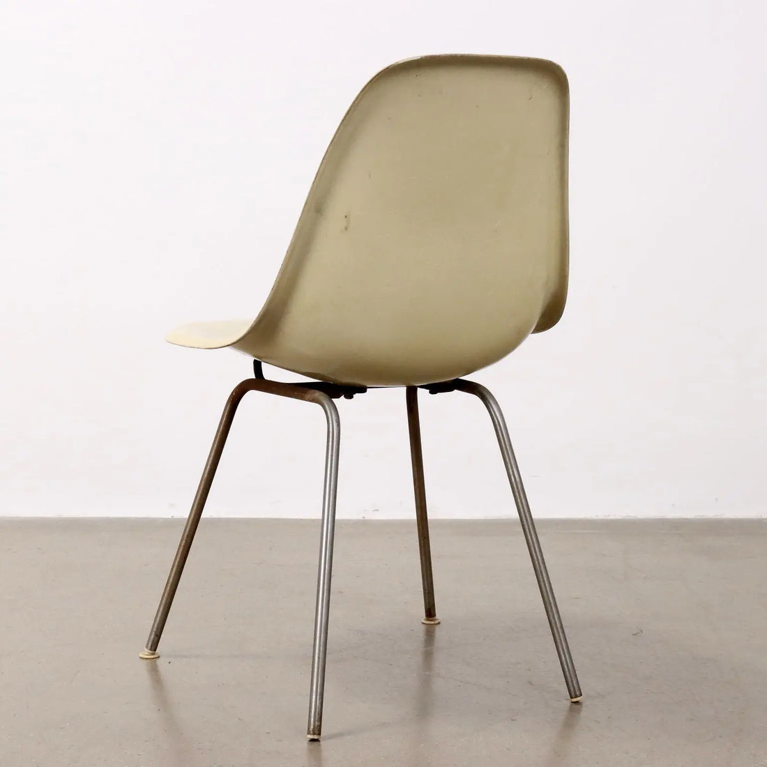 Vitra DSS Chair Vintage Design Charles & Ray Eames 1960s | Modernism | Chairs