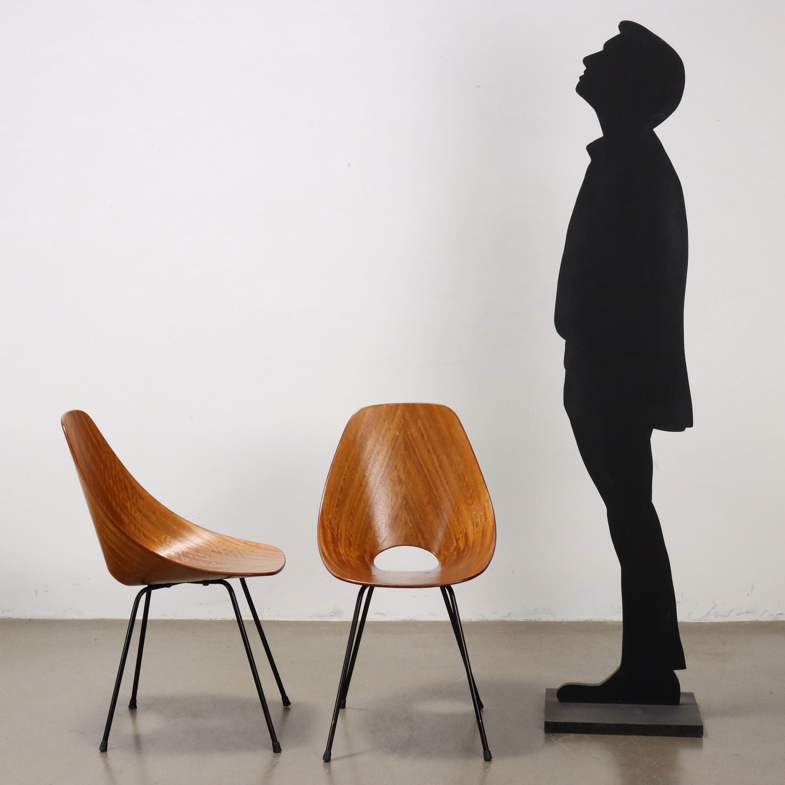  | Modernism  Chairs