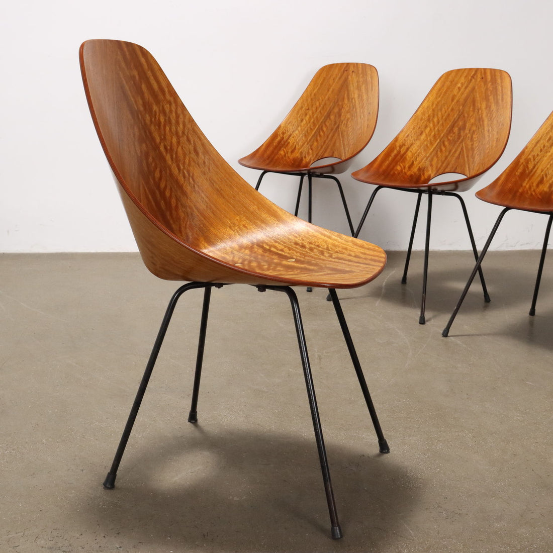  | Modernism  Chairs