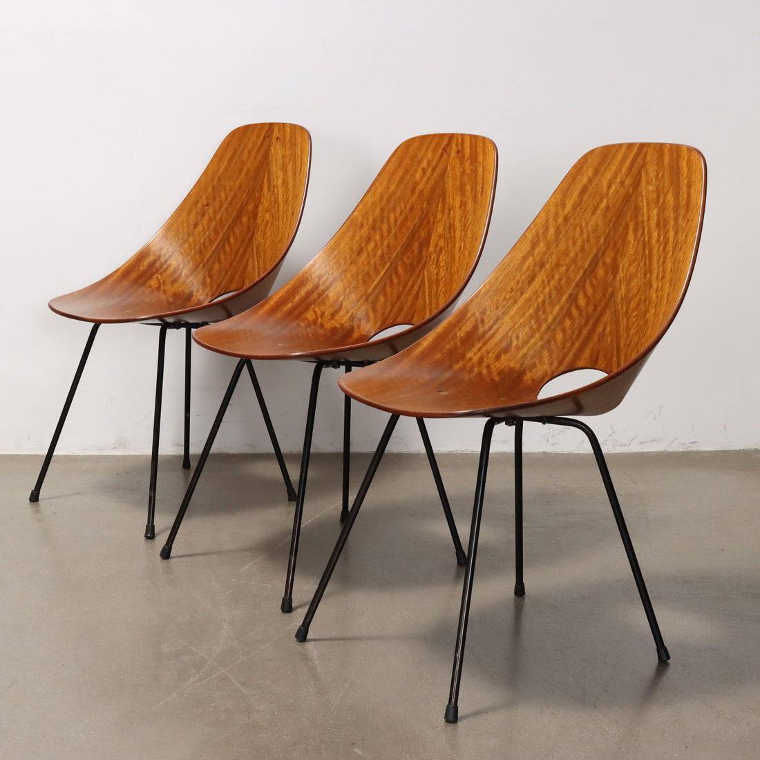  | Modernism  Chairs