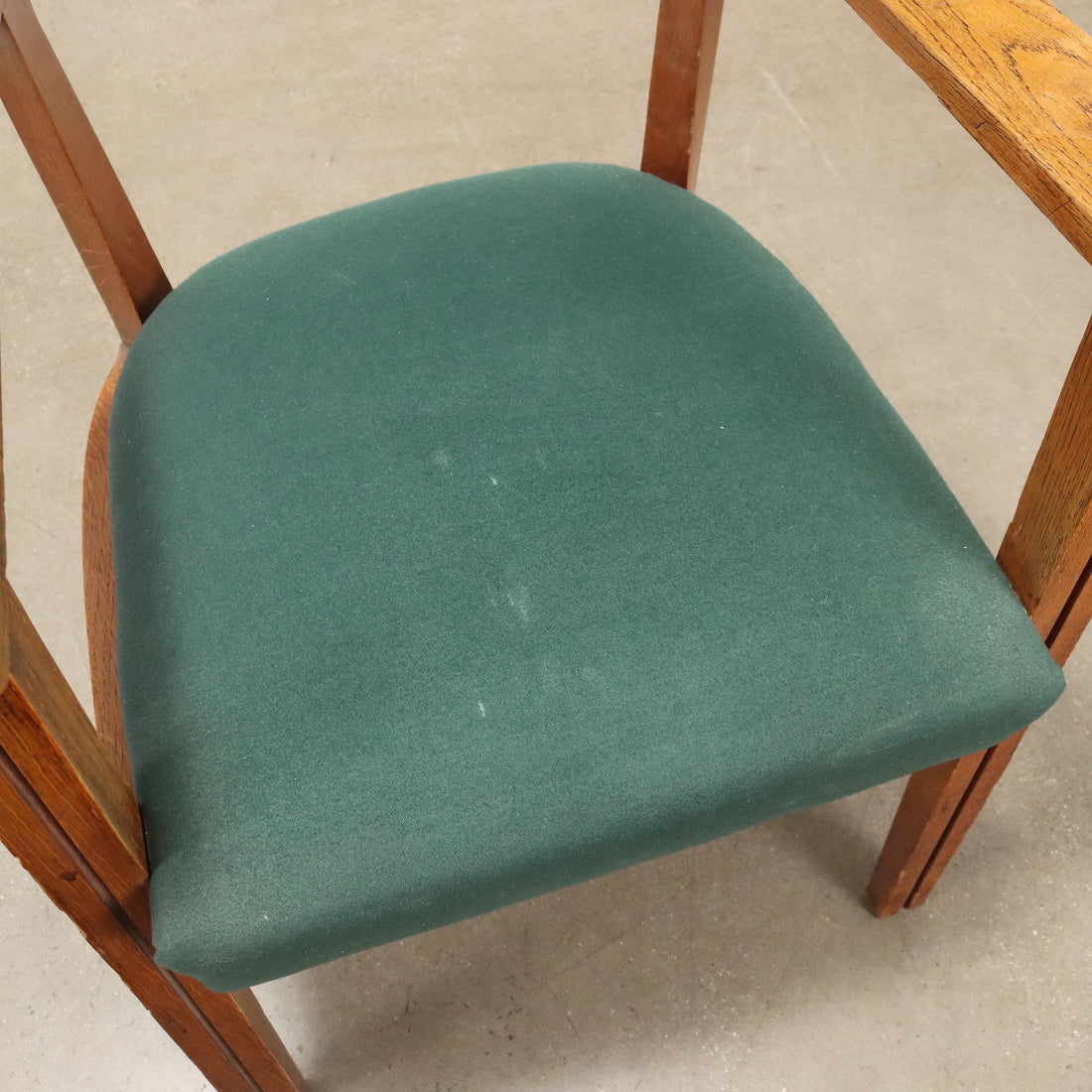  | Modernism  Chairs