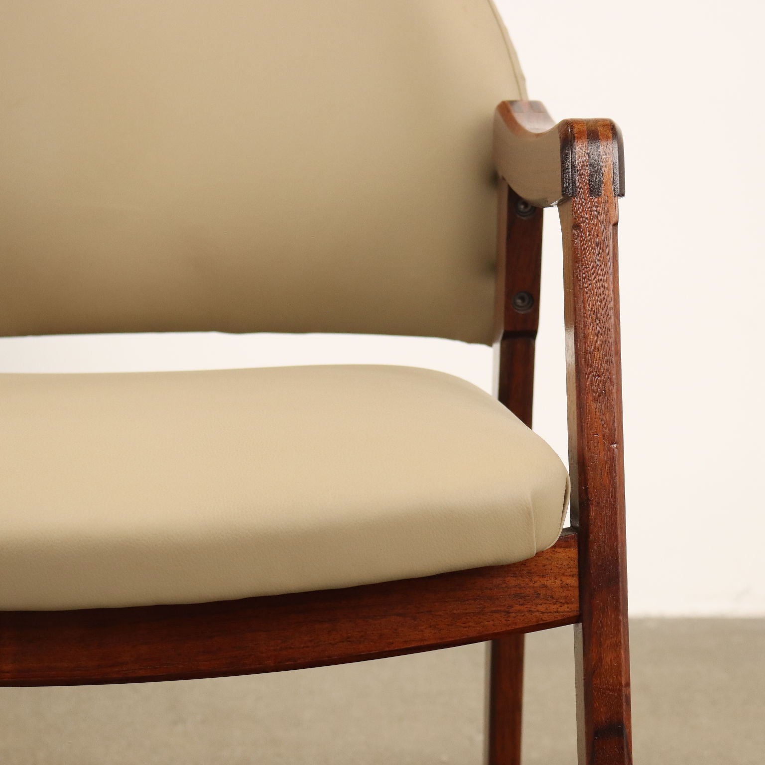  | Modernism  Chairs