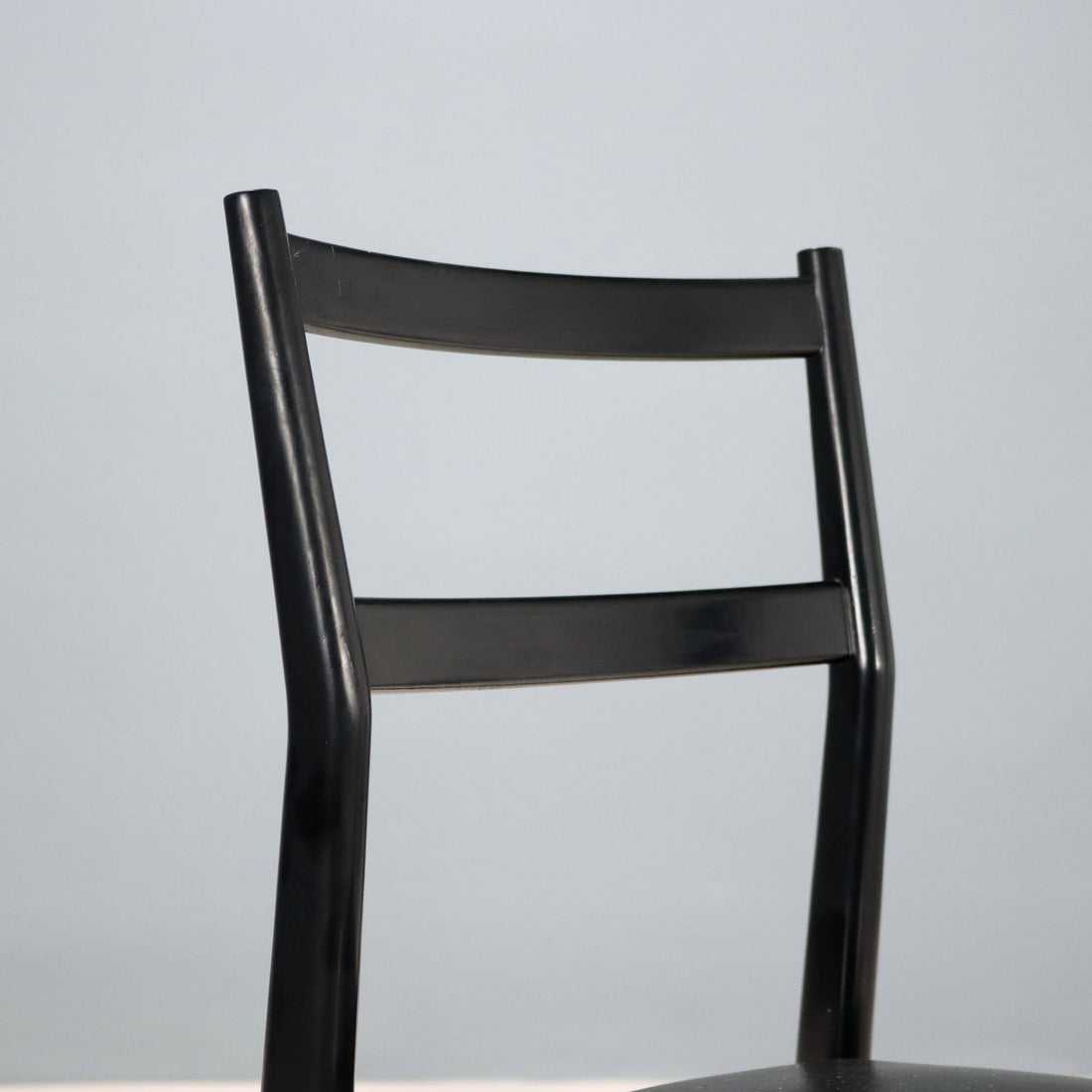  | Modernism  Chairs