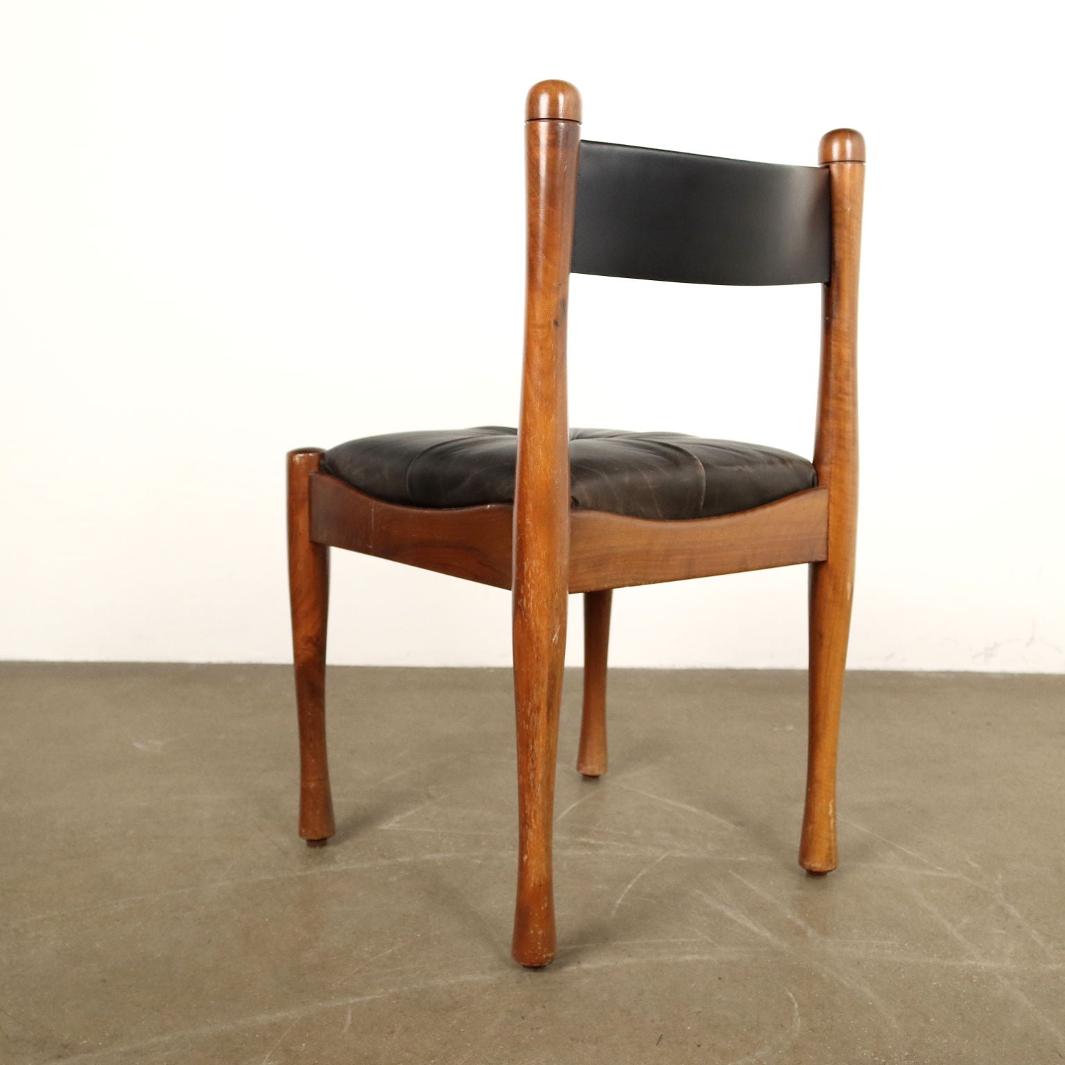  | Modernism  Chairs
