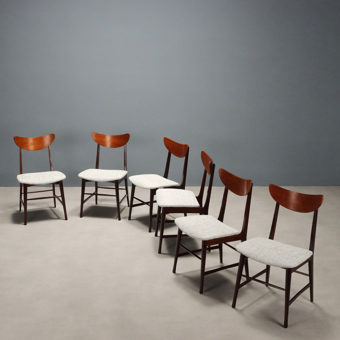  | Modernism  Chairs