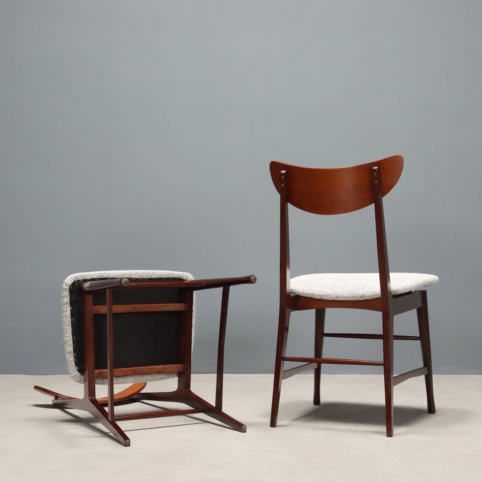  | Modernism  Chairs