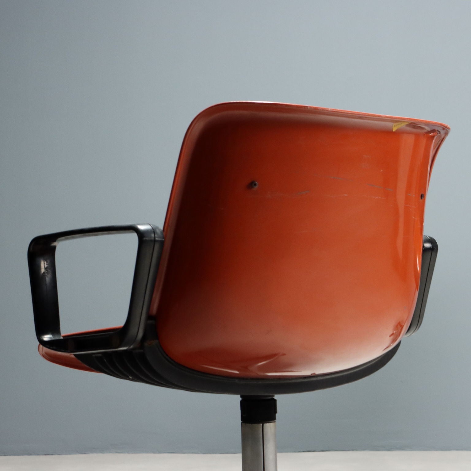  | Modernism  Chairs