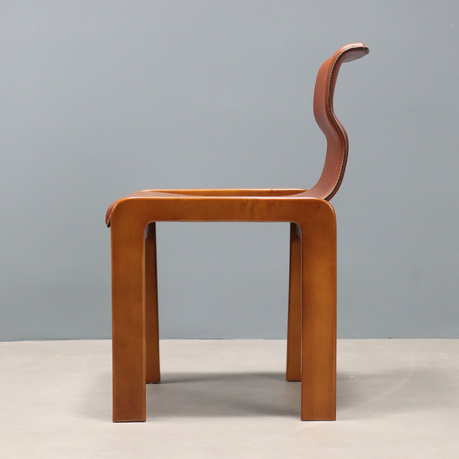  | Modernism  Chairs
